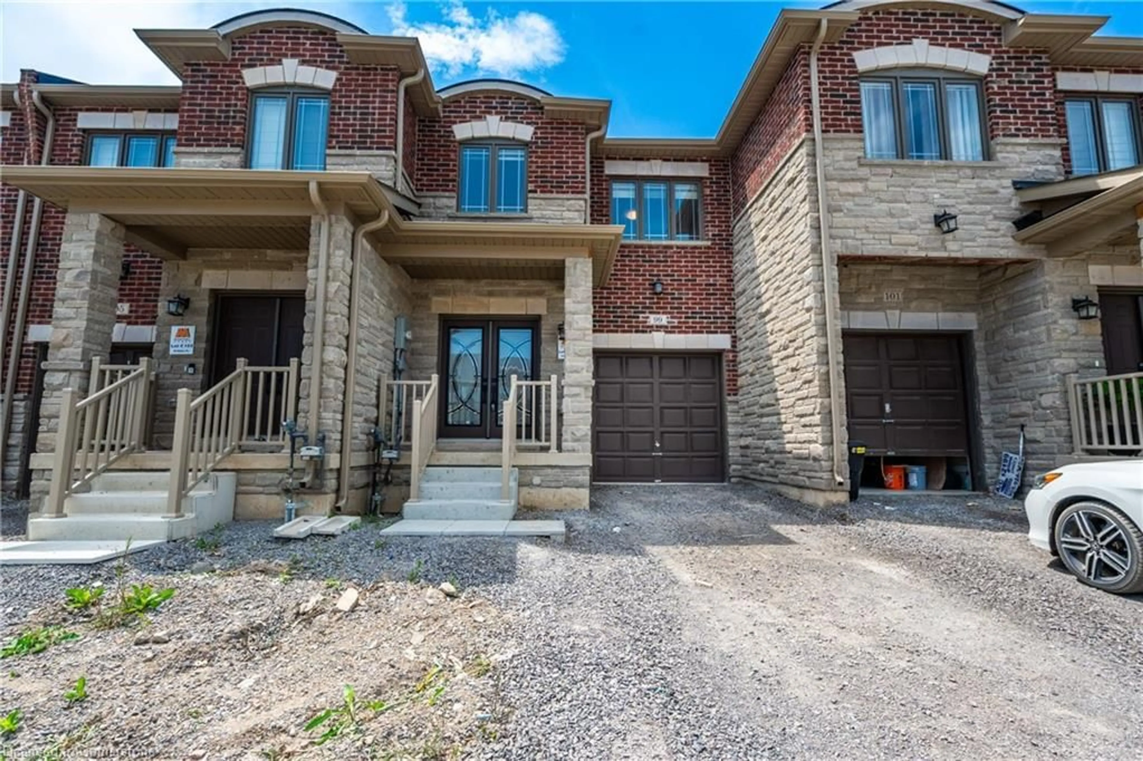Home with brick exterior material, street for 99 Baker St, Thorold Ontario L2V 3P4