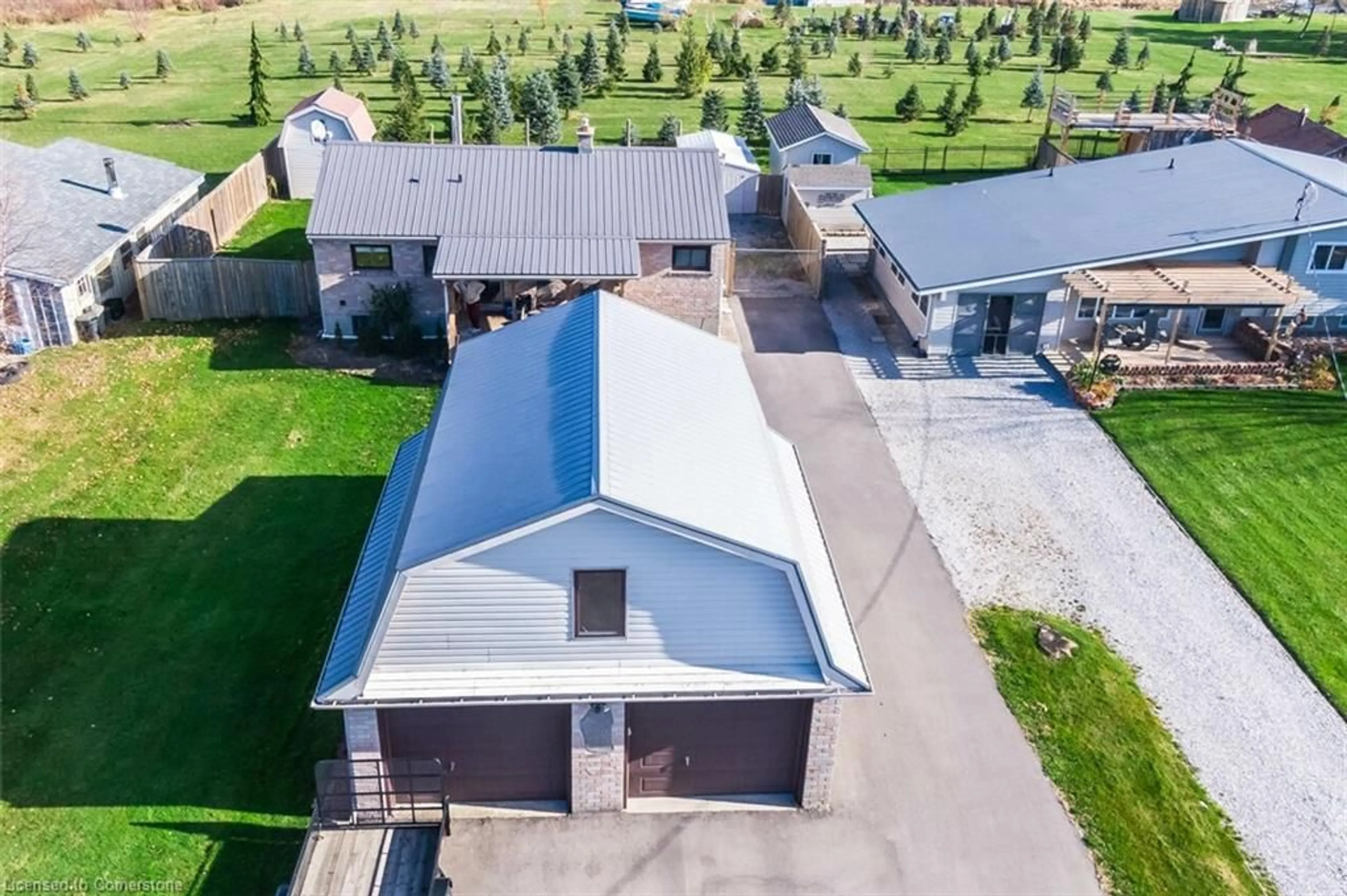 A pic from outside/outdoor area/front of a property/back of a property/a pic from drone, building for 982 59 Hwy, Port Rowan Ontario N0E 1M0