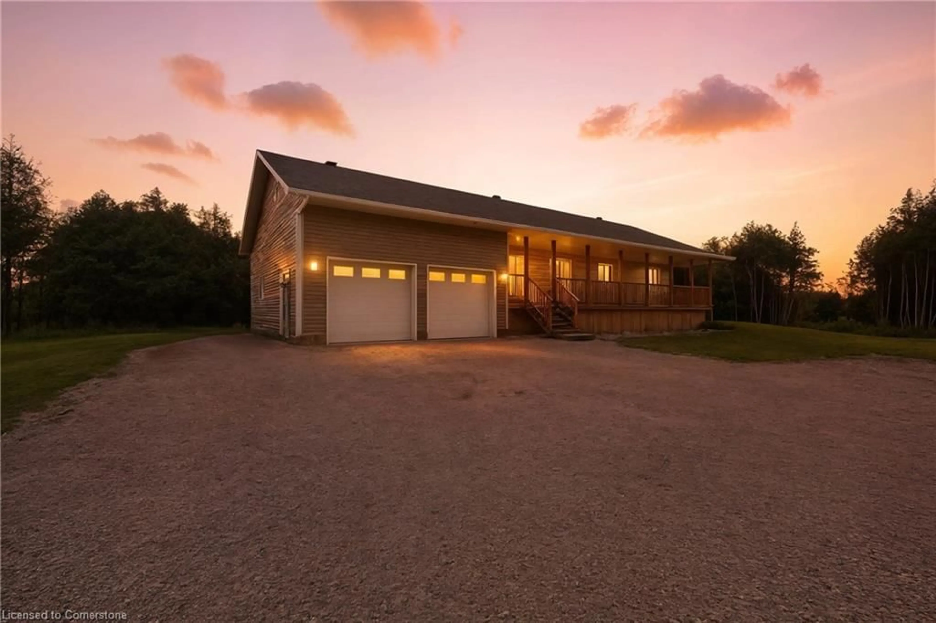Indoor garage for 11650 Rocksprings Road Rd, Elizabethtown Ontario K0G 1R0