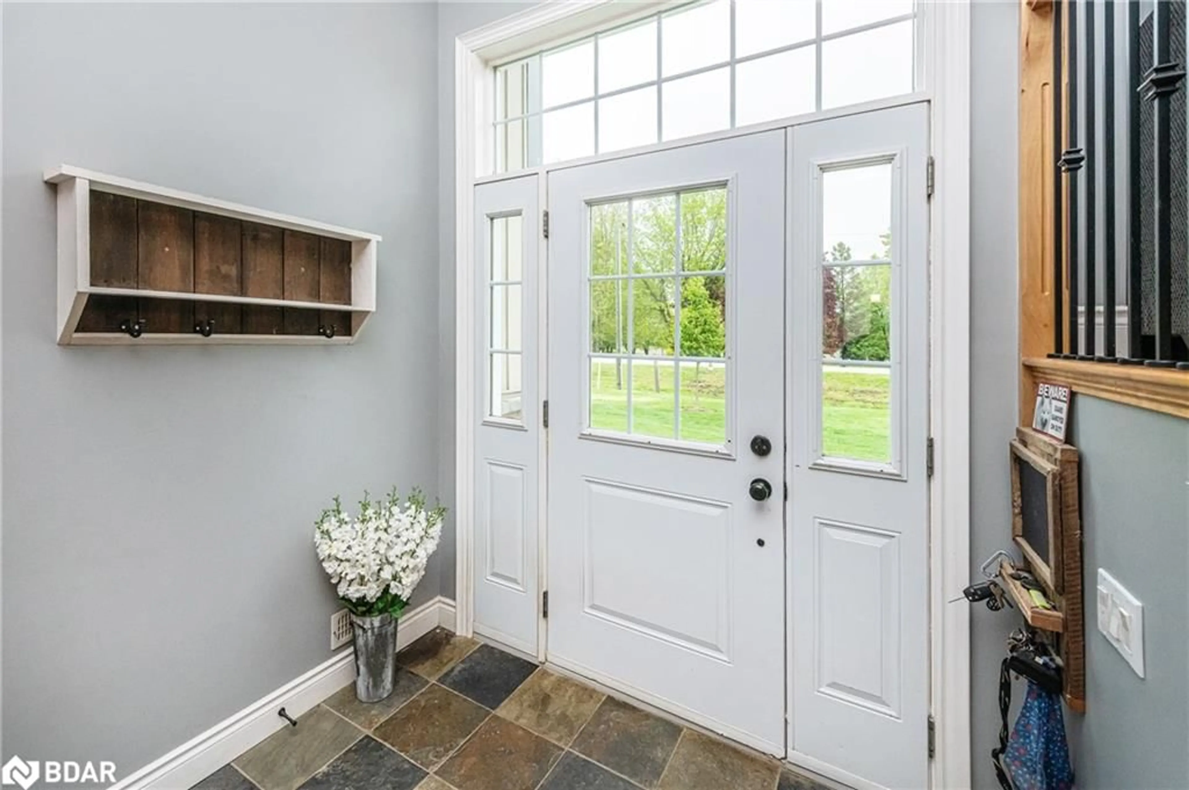 Indoor entryway for 402187 County Road 15, Grand Valley Ontario L9W 3B5