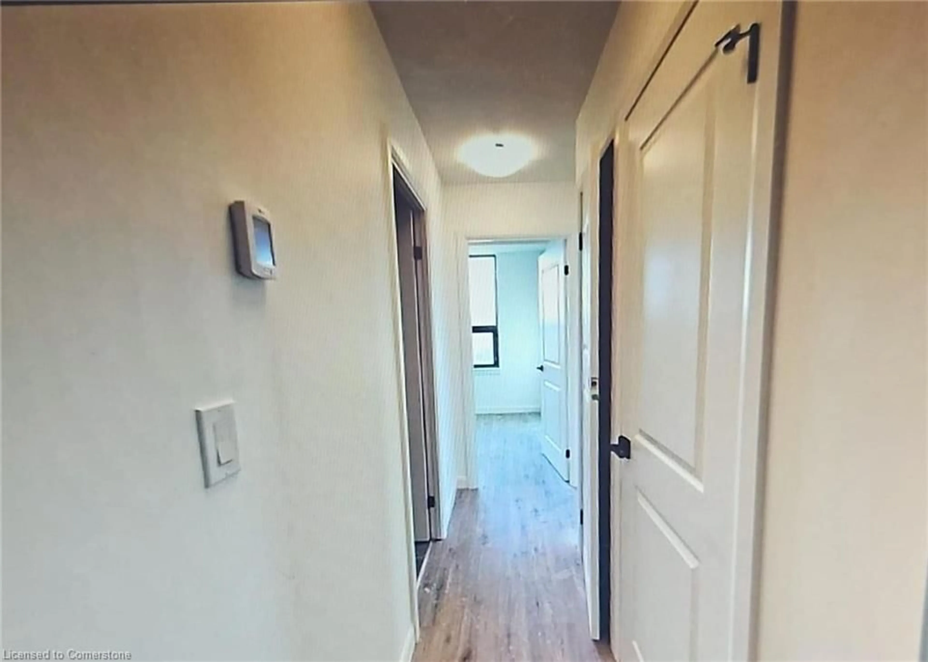 Indoor entryway for 7 Erie Ave #614, Bradford Ontario N3S 2E7