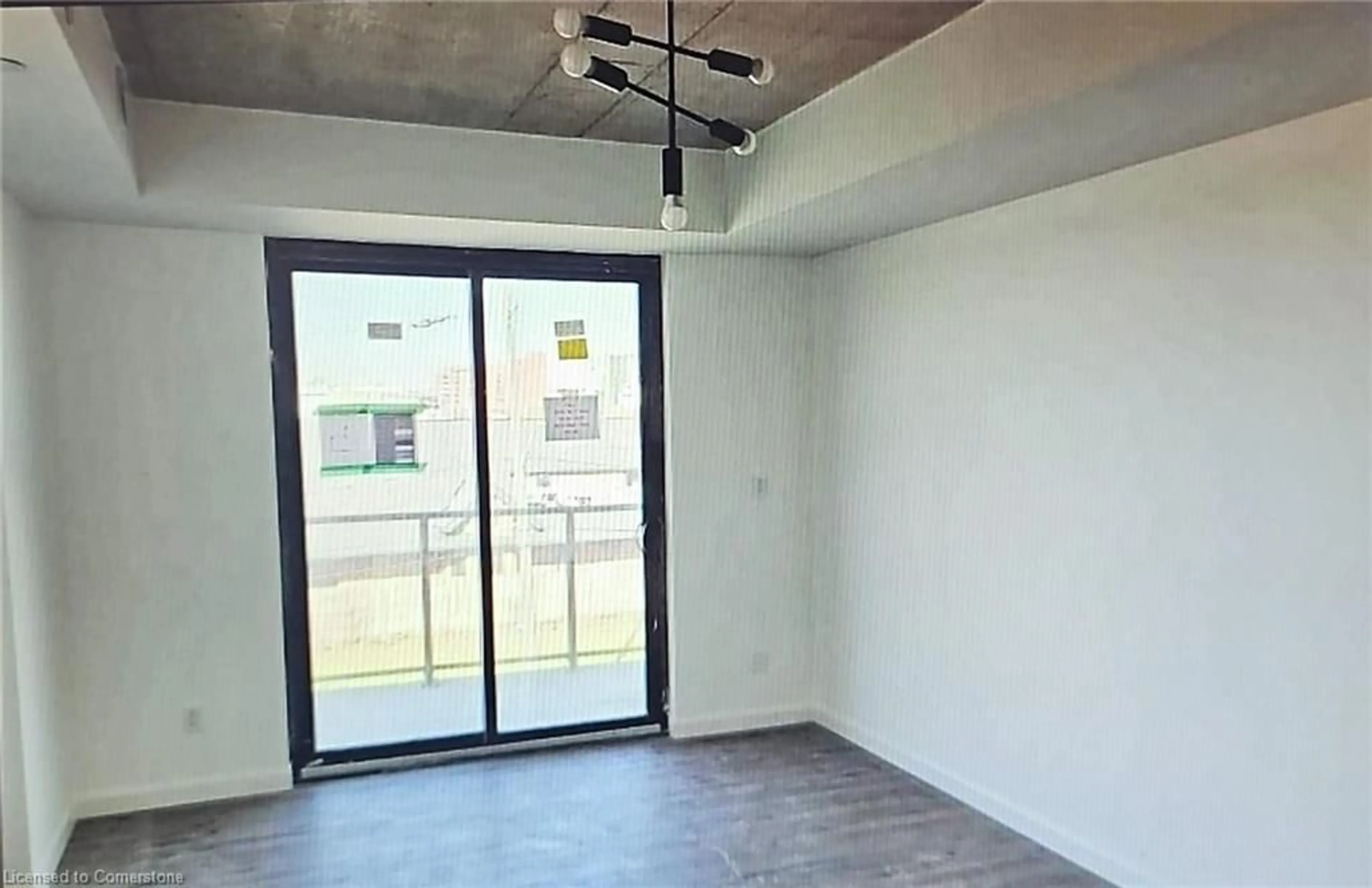 A pic of a room for 7 Erie Ave #614, Bradford Ontario N3S 2E7