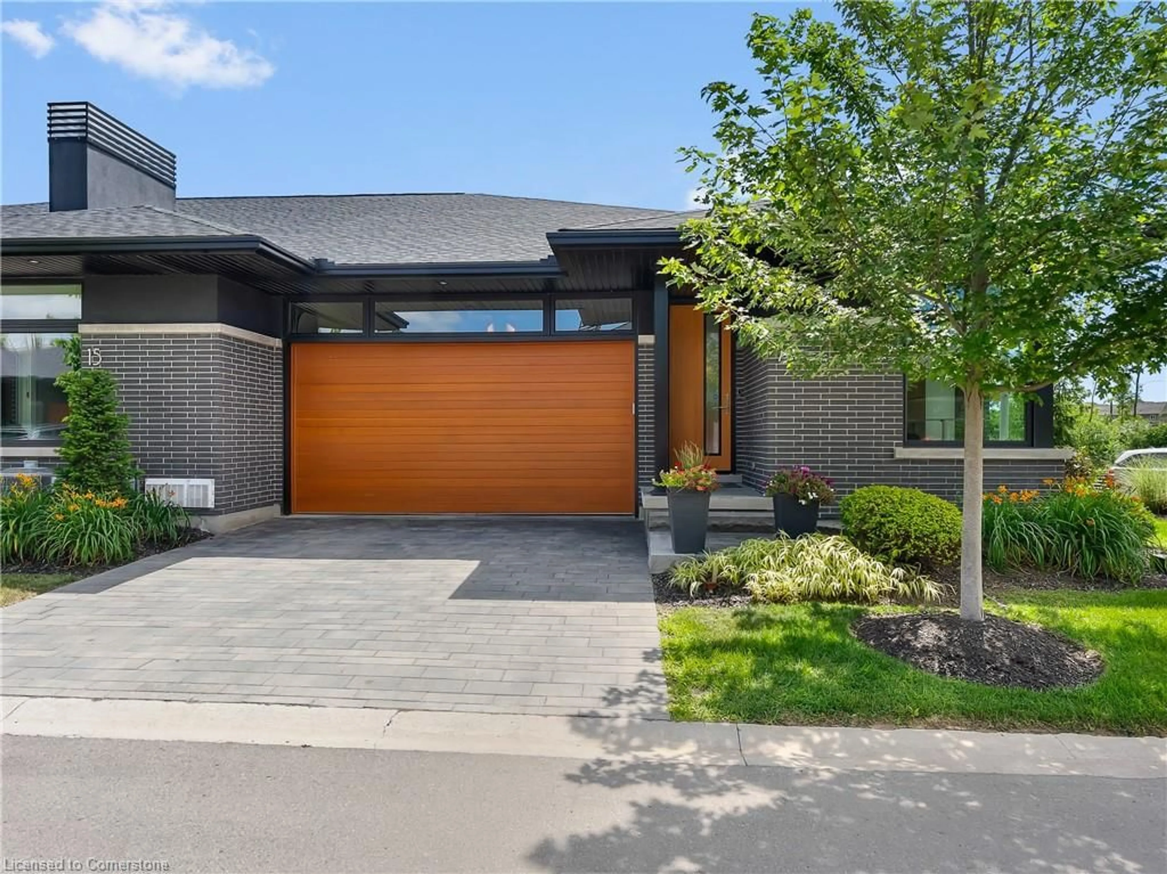 Home with brick exterior material, street for 7 Taliesin Trail, Welland Ontario L3C 0H5