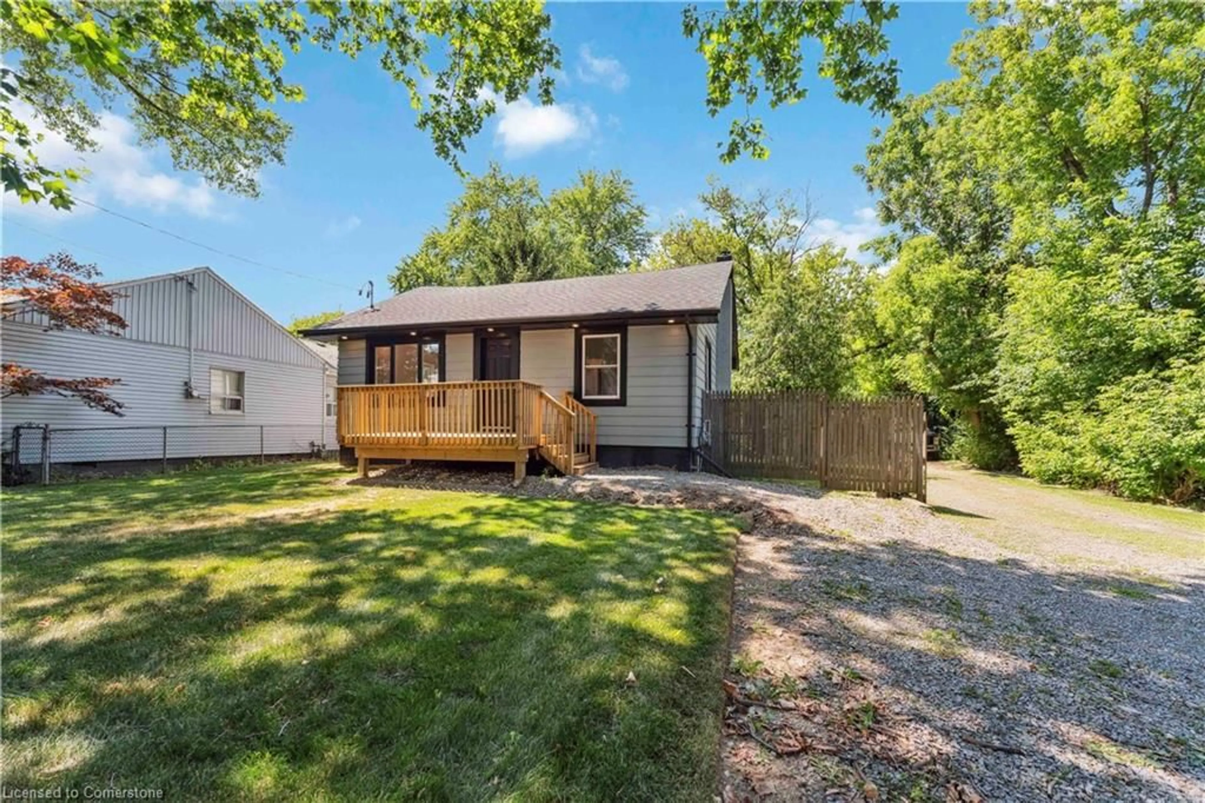 Unknown for 387 Weir St, Hamilton Ontario L8H 5G6