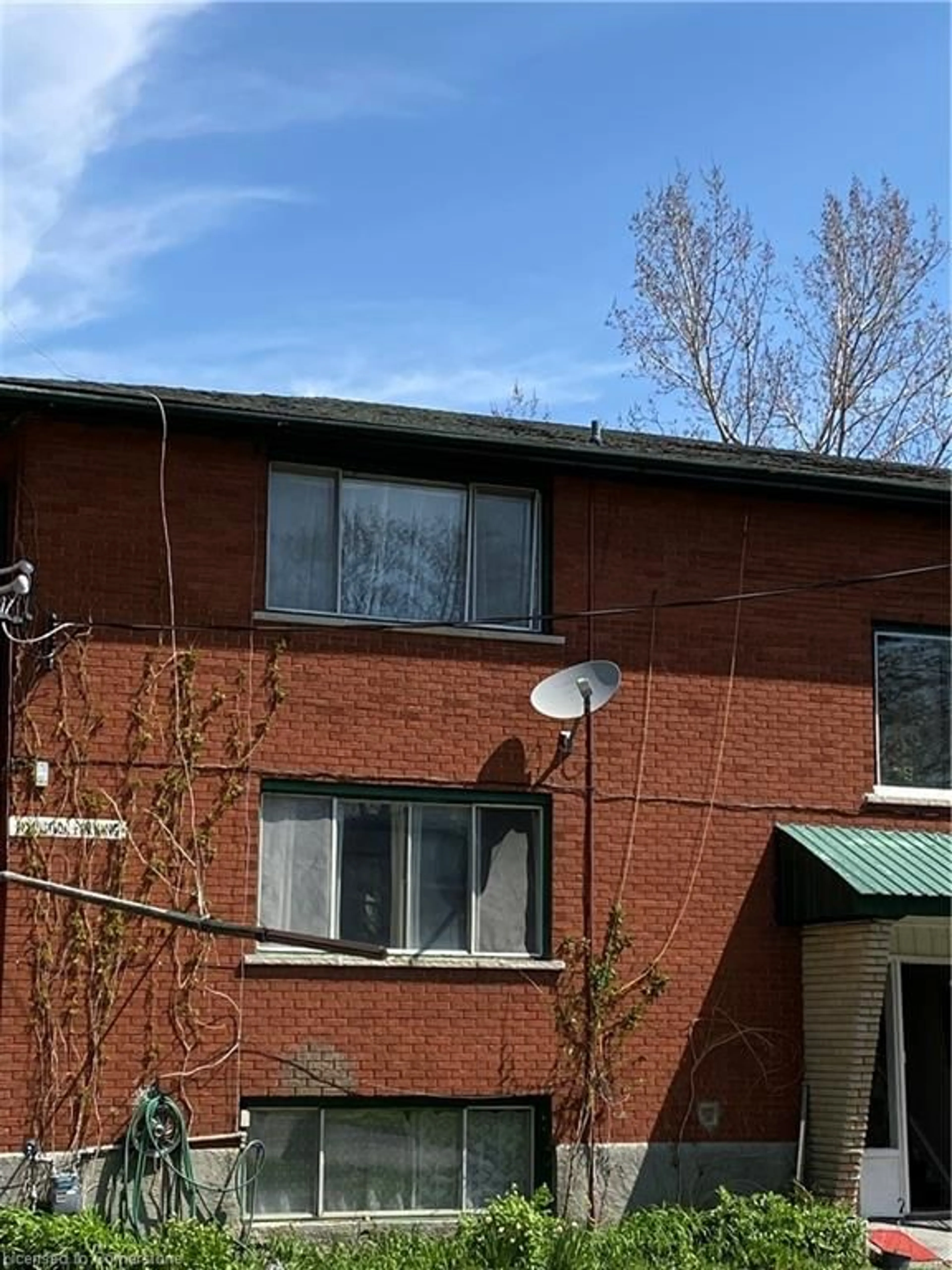 Home with brick exterior material, building for 126 Clive Rd, Kitchener Ontario N2H 3N6