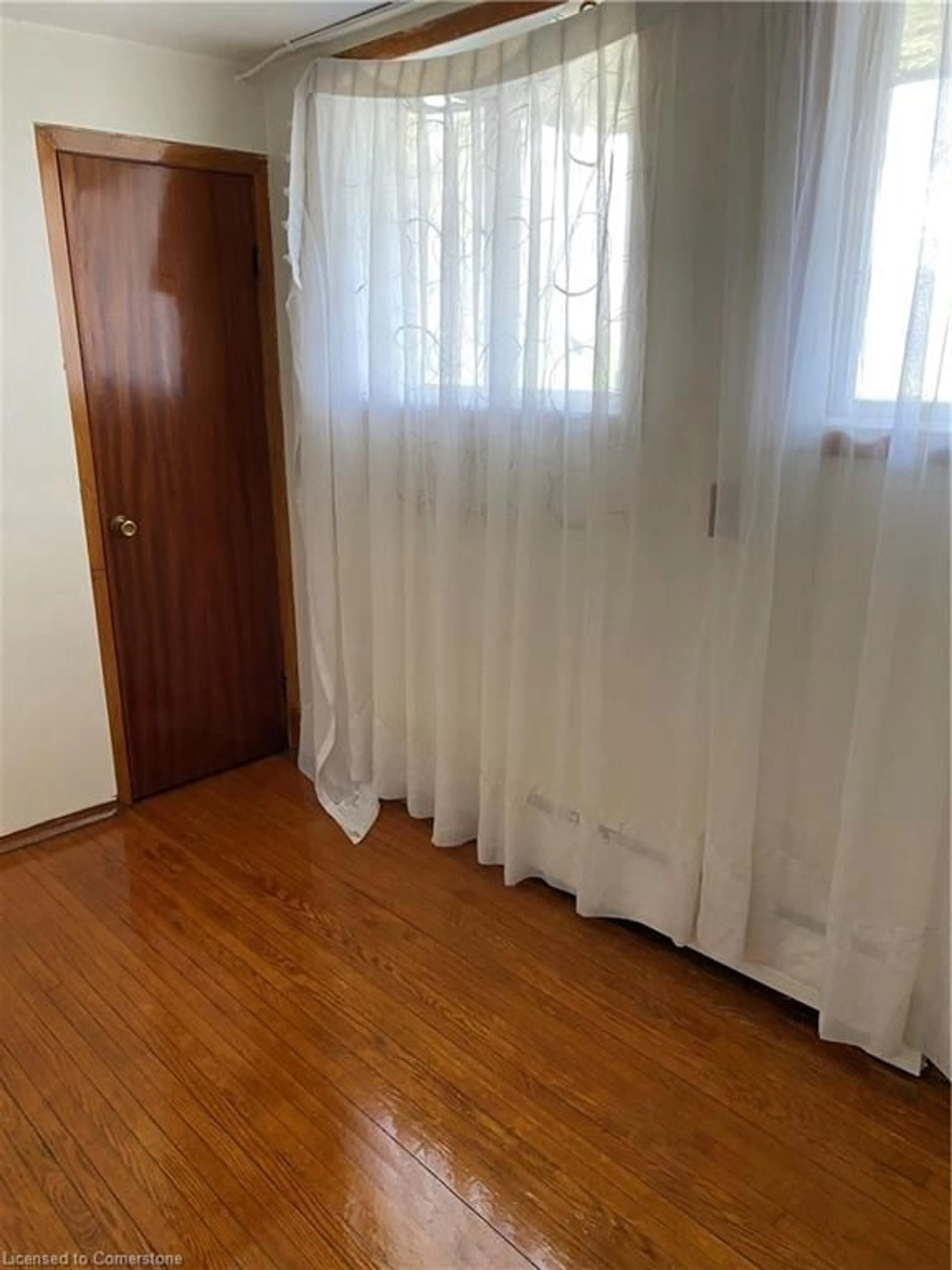 A pic of a room for 126 Clive Rd, Kitchener Ontario N2H 3N6