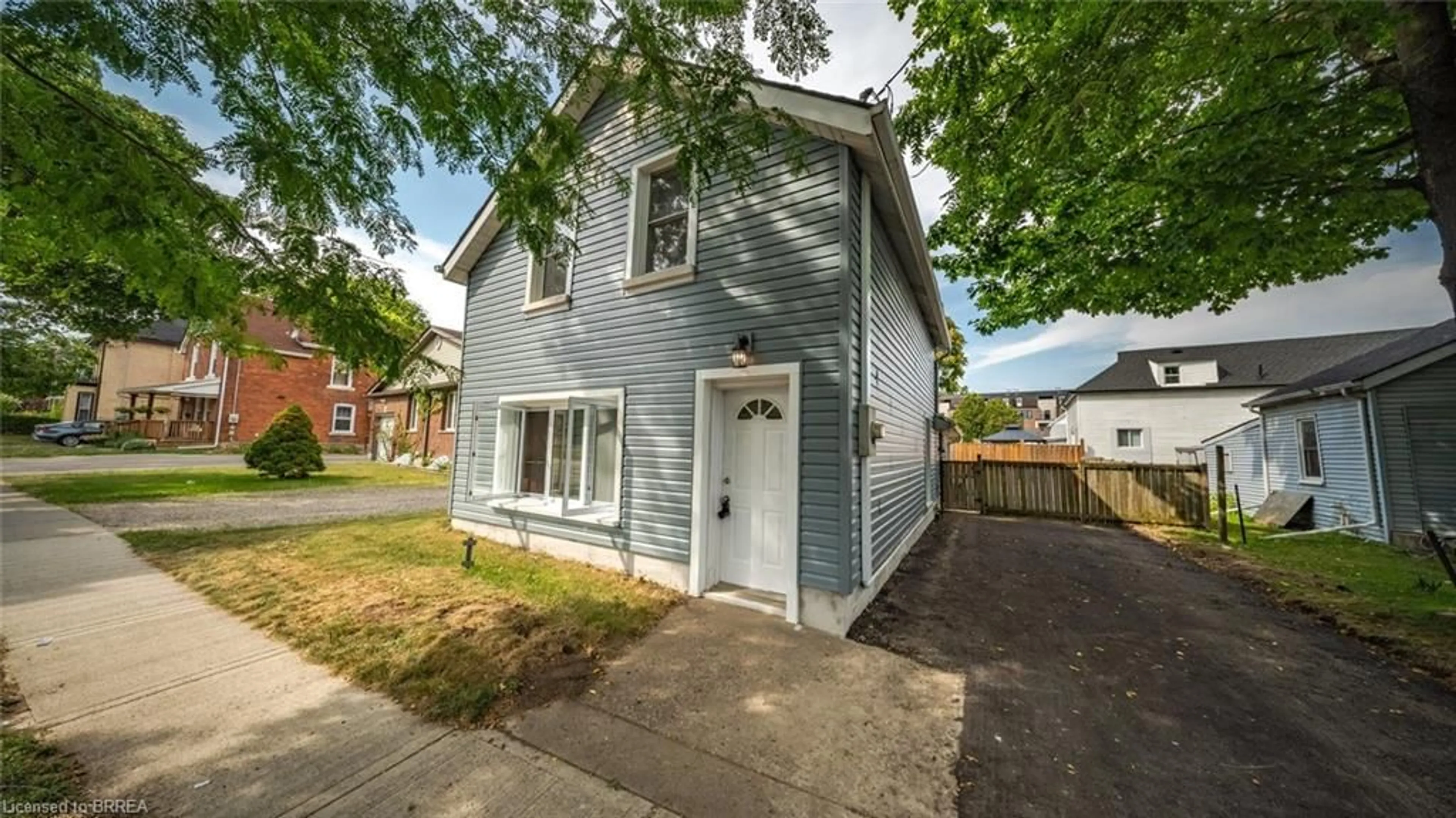 Unknown for 69 Grand River Ave, Brantford Ontario N3T 4X2
