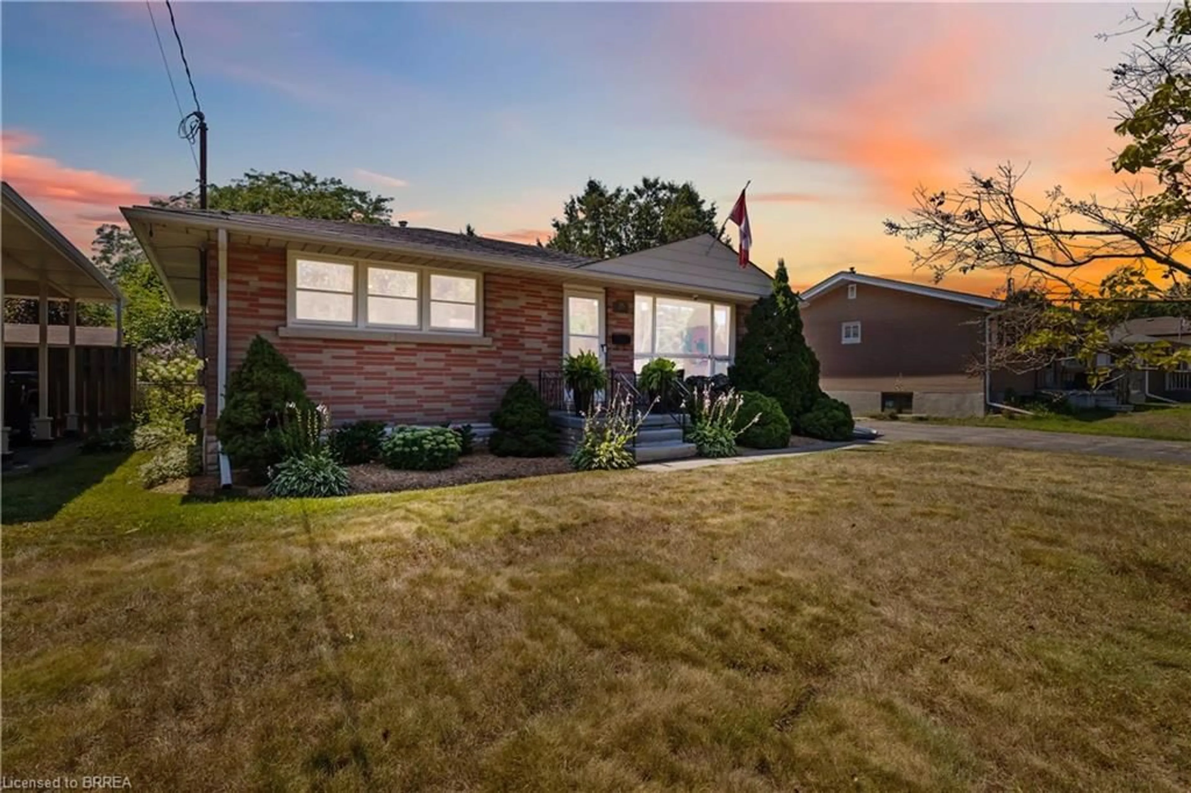 Home with brick exterior material, street for 25 Collingdon Dr, Brantford Ontario N3S 3C9