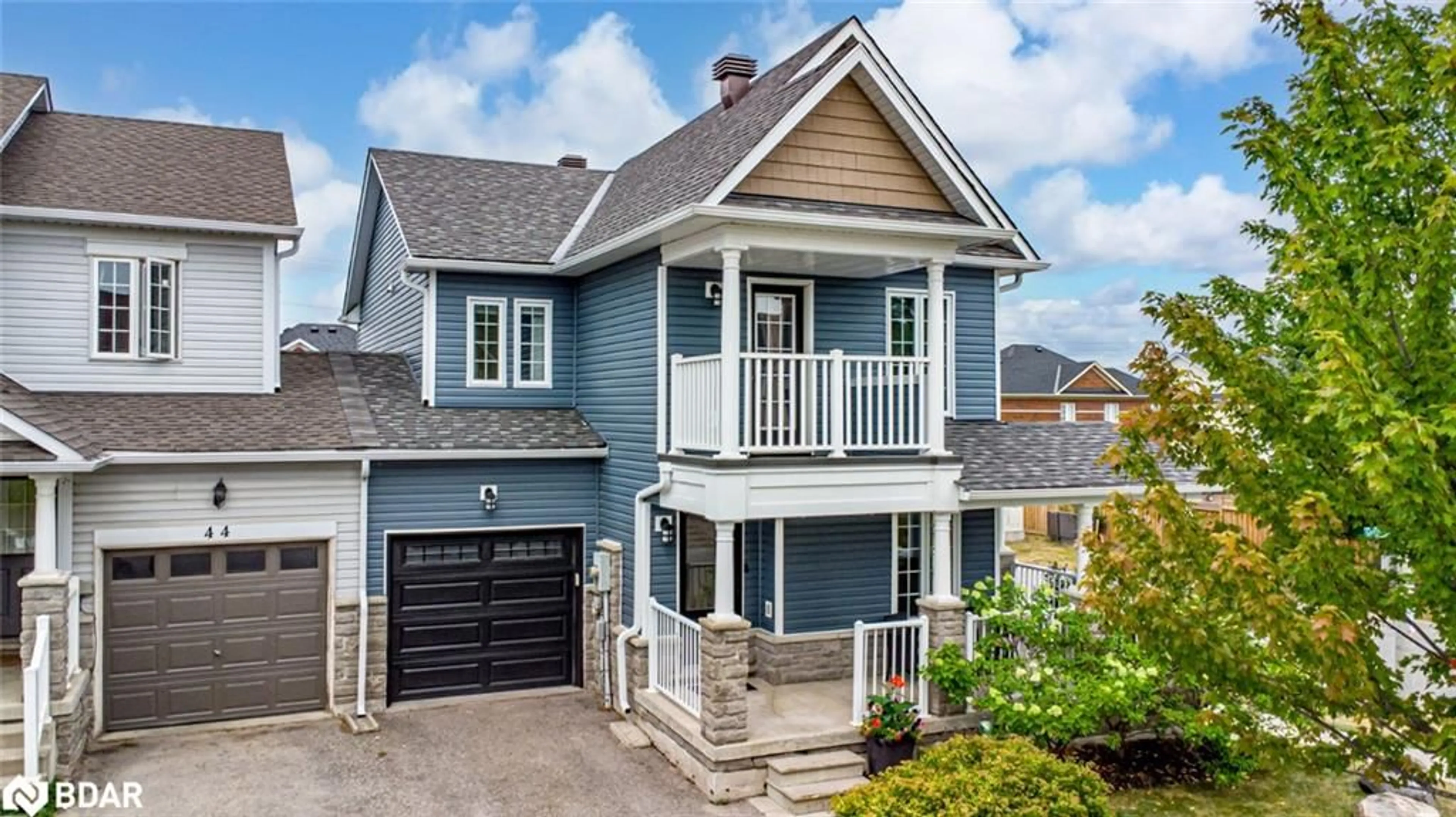 Home with vinyl exterior material, street for 42 Succession Cres, Barrie Ontario L4M 7G4