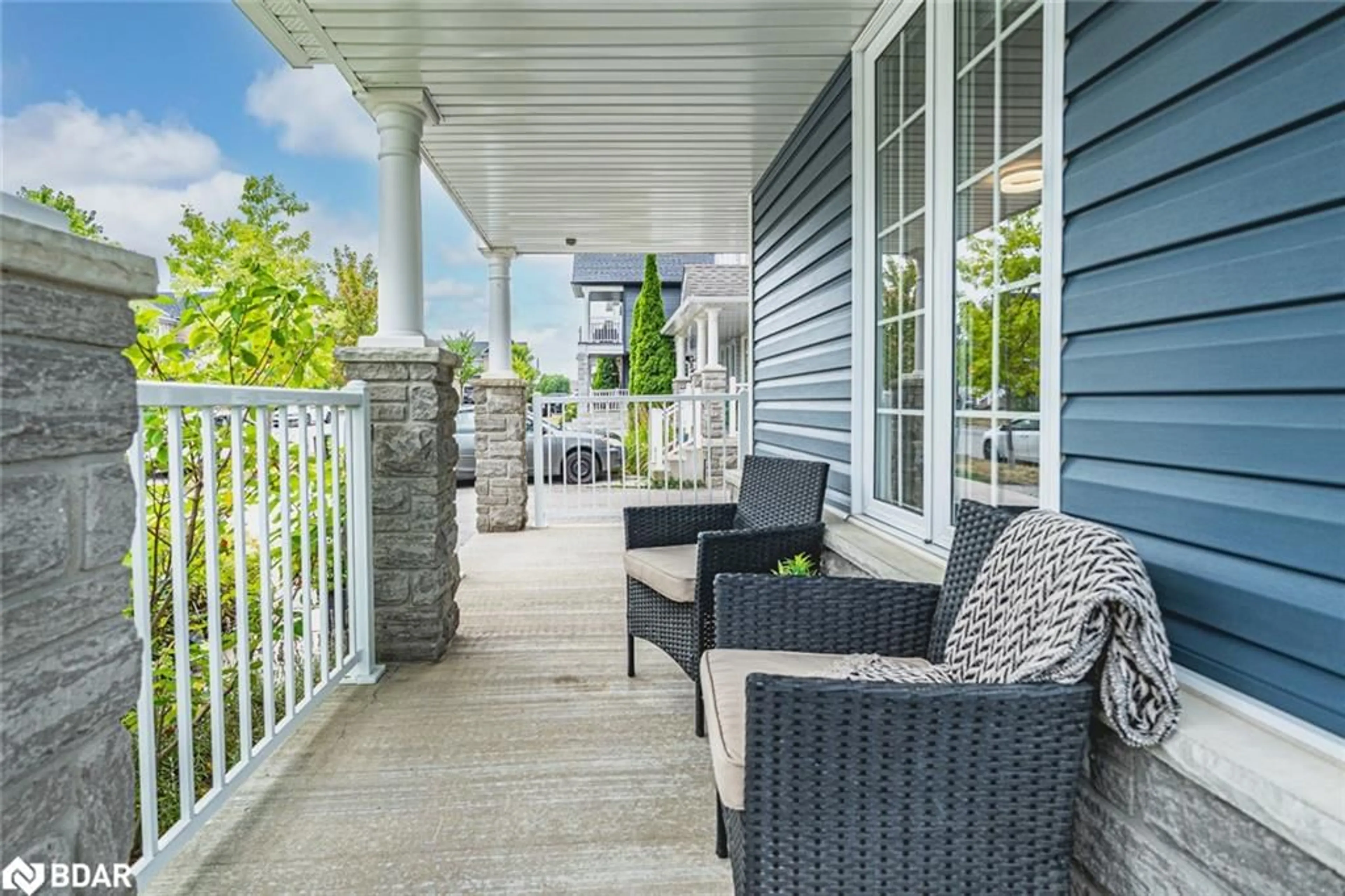 Patio, unknown for 42 Succession Cres, Barrie Ontario L4M 7G4