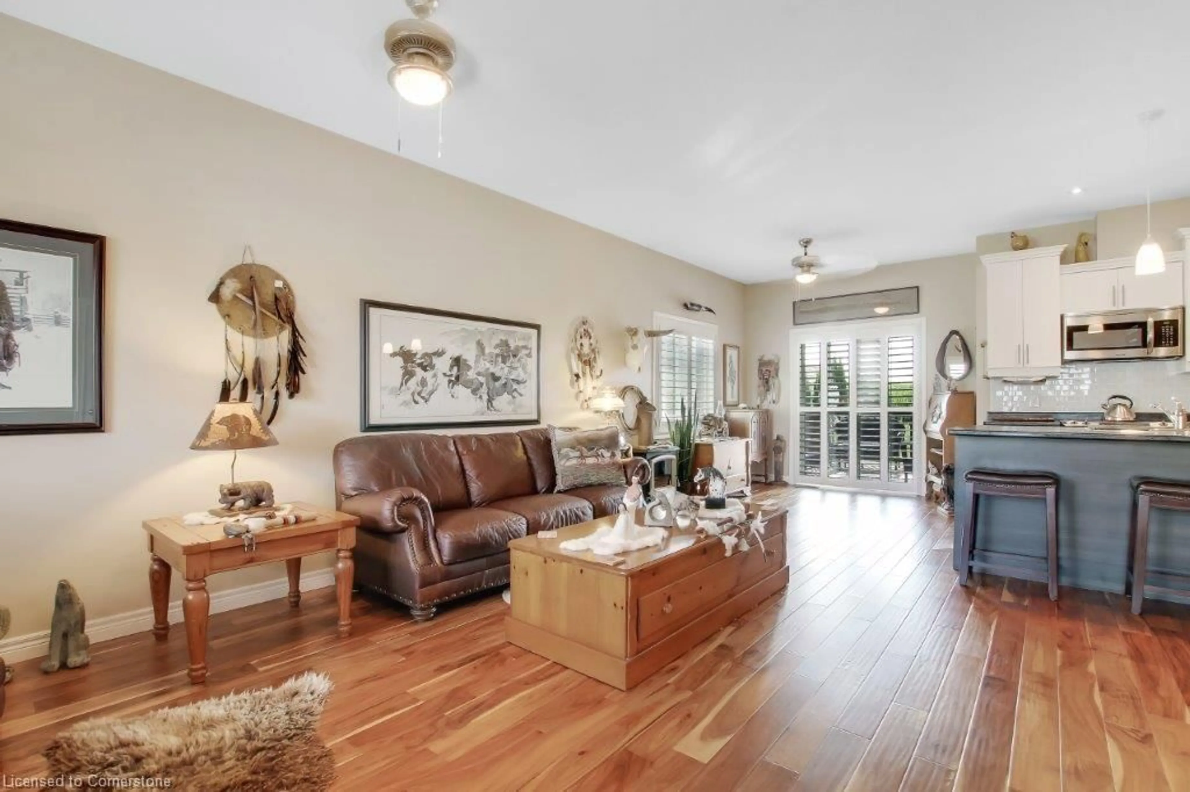 Living room with furniture, unknown for 257 Donly Drive South, Simcoe Ontario N3Y 0C8
