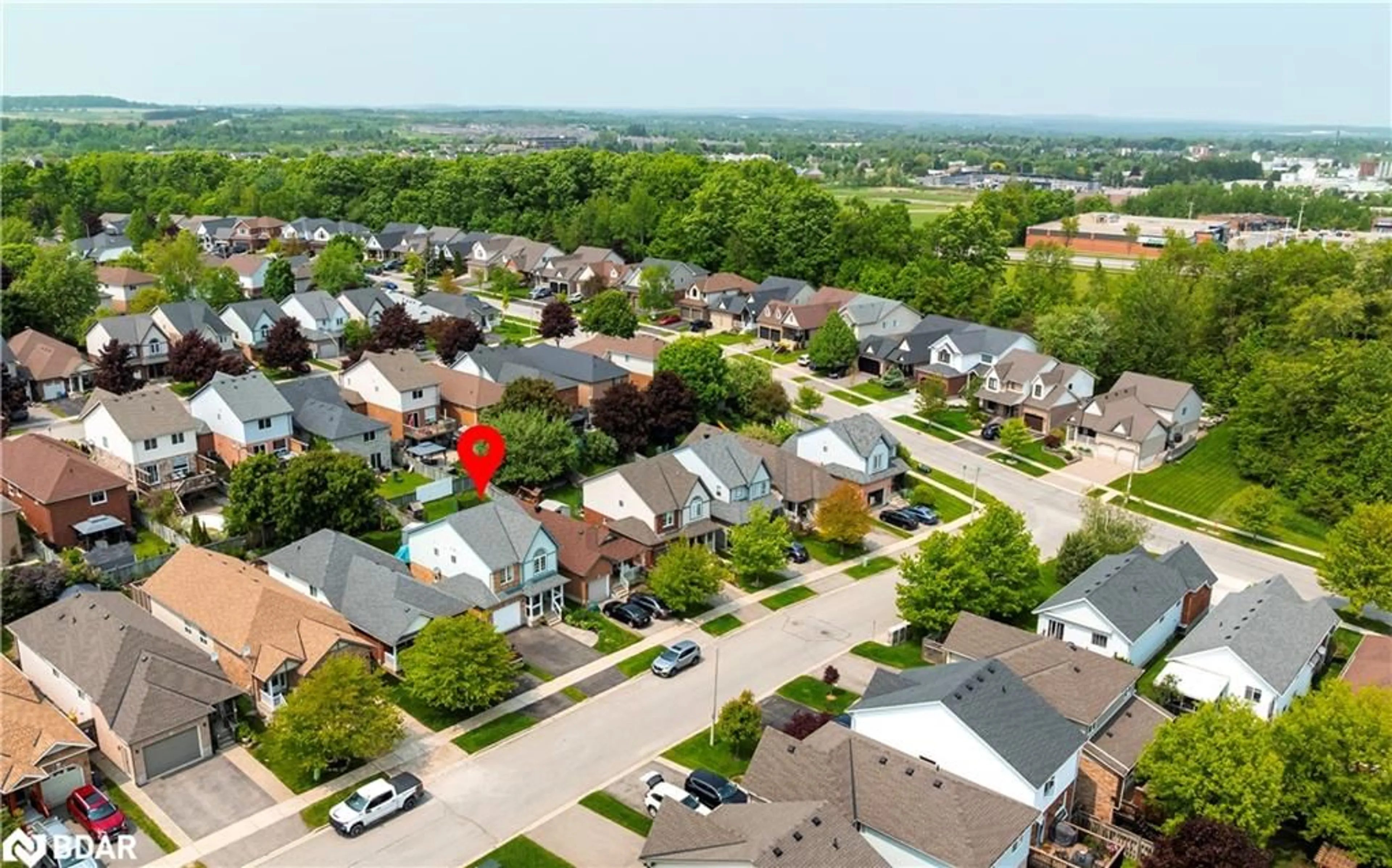 A pic from outside/outdoor area/front of a property/back of a property/a pic from drone, street for 107 Glengarry Rd, Orangeville Ontario L9W 5E4