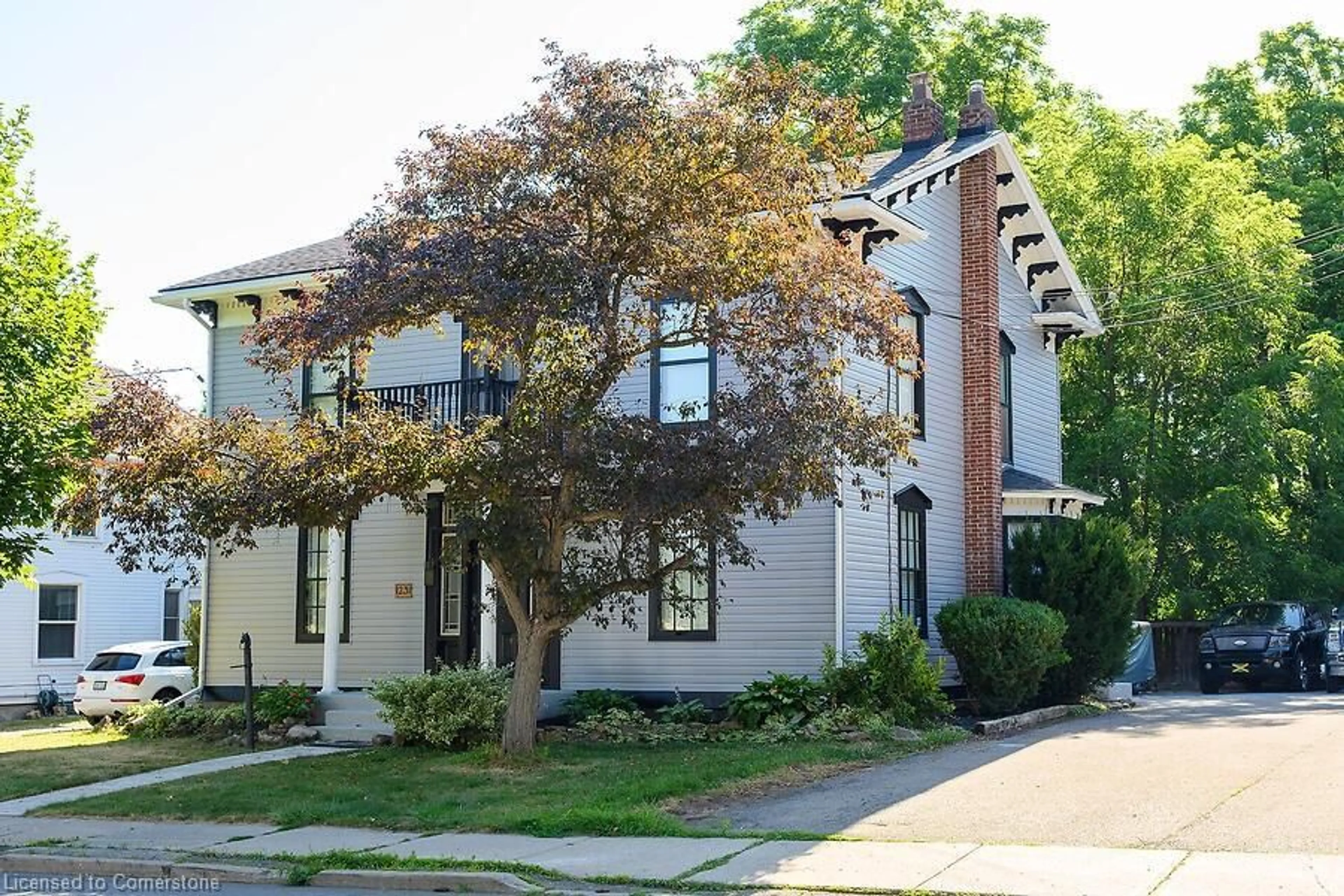 Home with brick exterior material, street for 23 Mountain St, Grimsby Ontario L3M 3J9