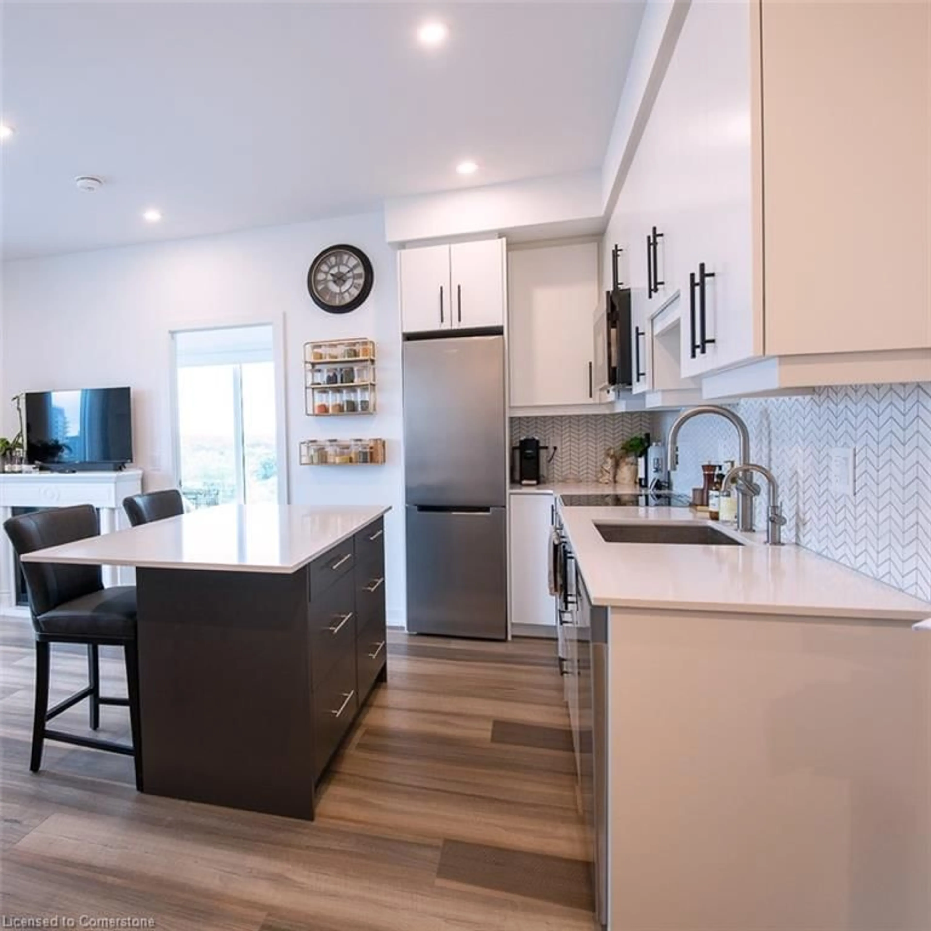 Open concept kitchen, unknown for 15 Wellington St #1009, Kitchener Ontario N2G 0E4