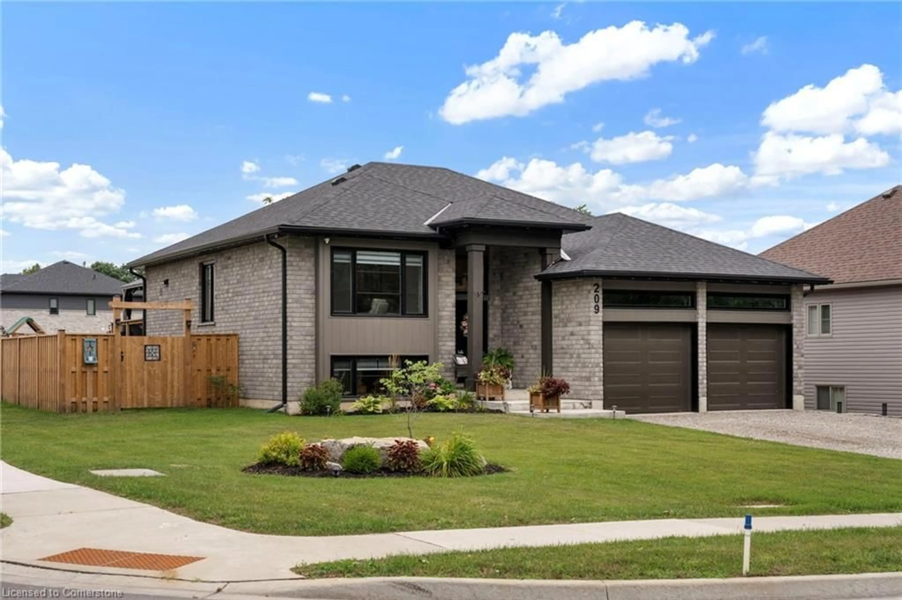 Home with brick exterior material, street for 209 Charles St, Waterford Ontario N0E 1Y0