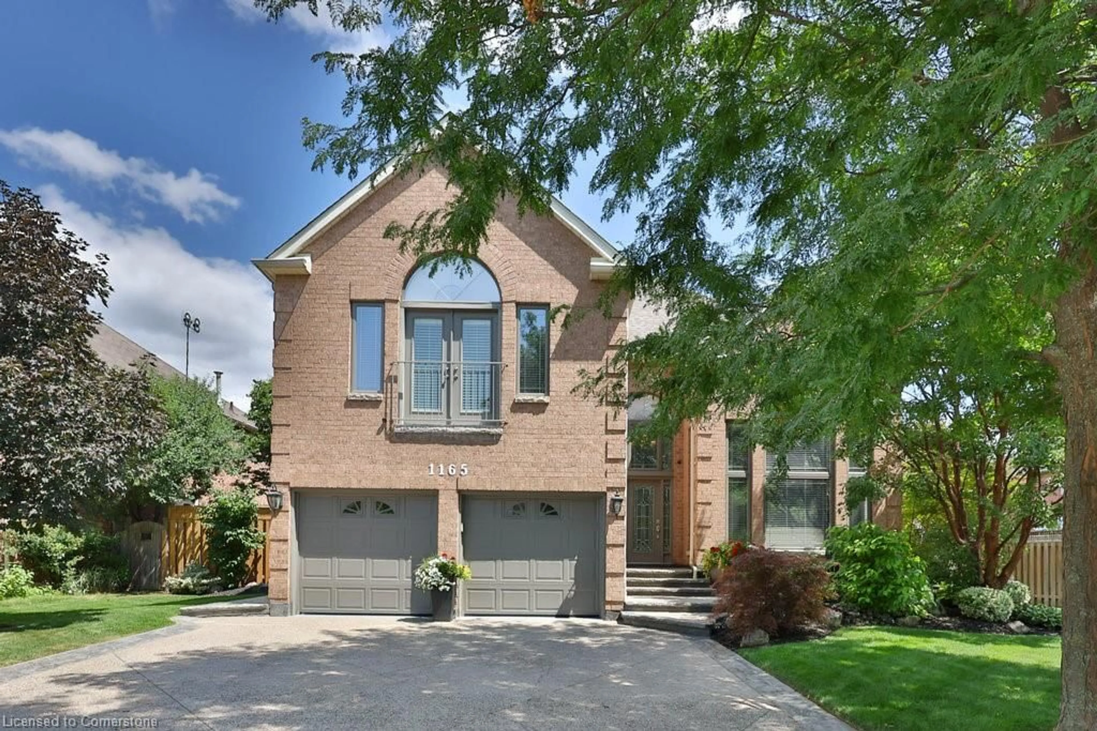 Home with brick exterior material, street for 1165 Jeff Dr, Oakville Ontario L6J 7N7