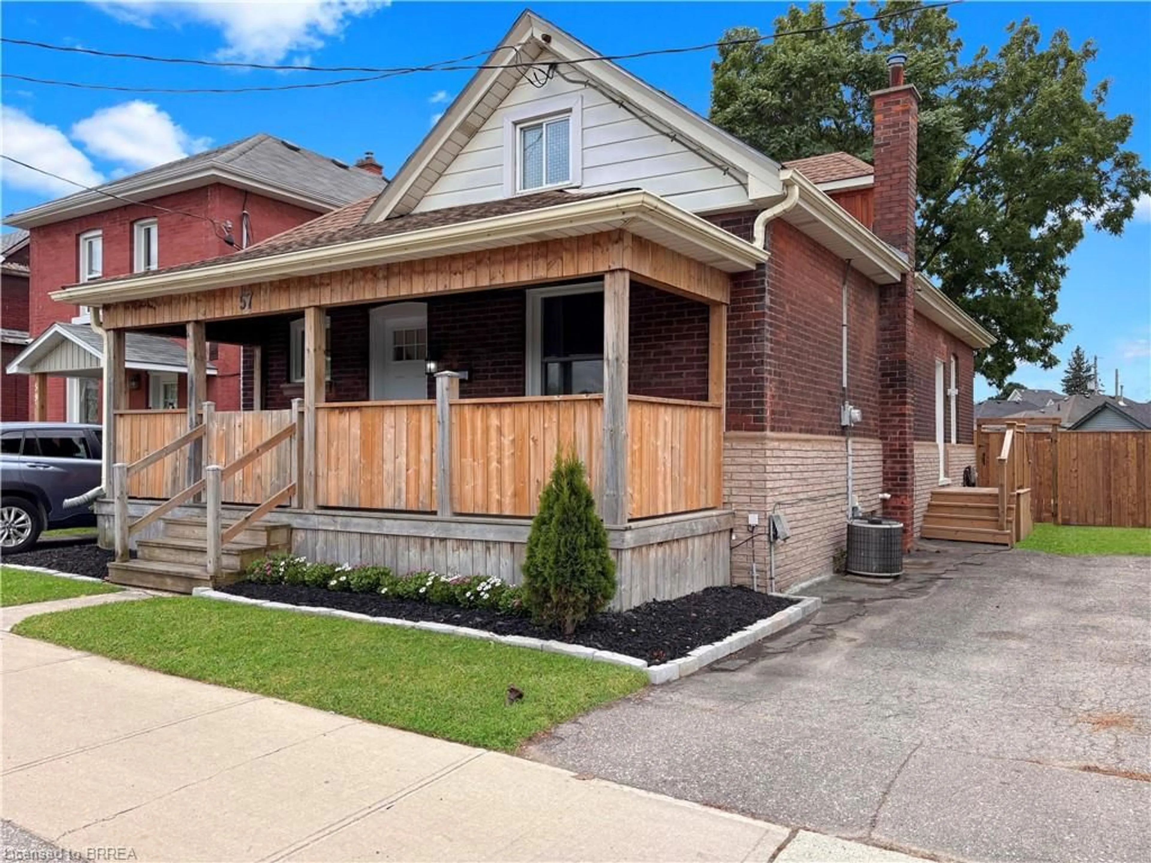 Home with brick exterior material, street for 57 Mohawk St, Brantford Ontario N3S 2W4