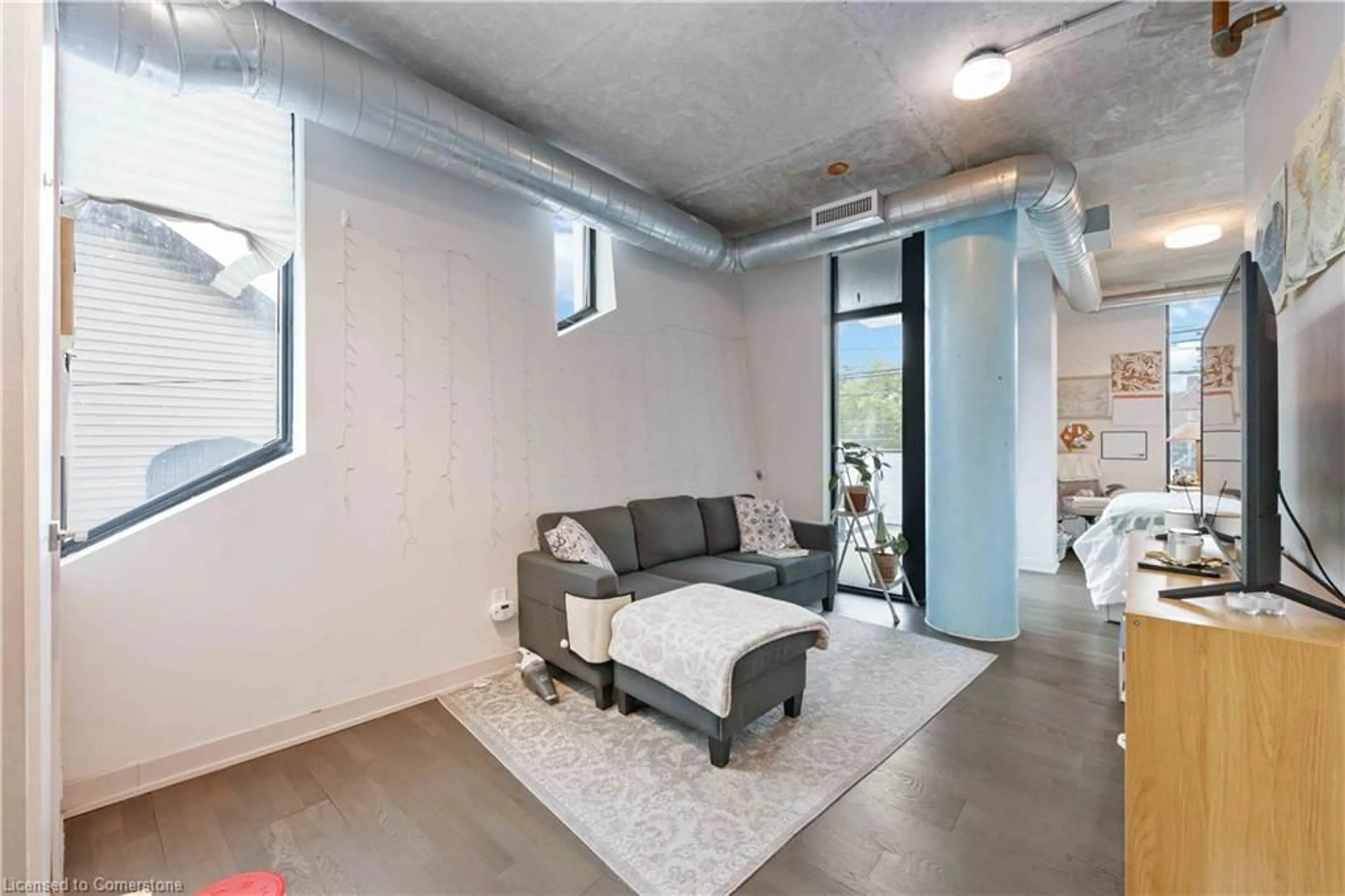 Unknown for 109 Wolseley St #204, Toronto Ontario M6J 1K1