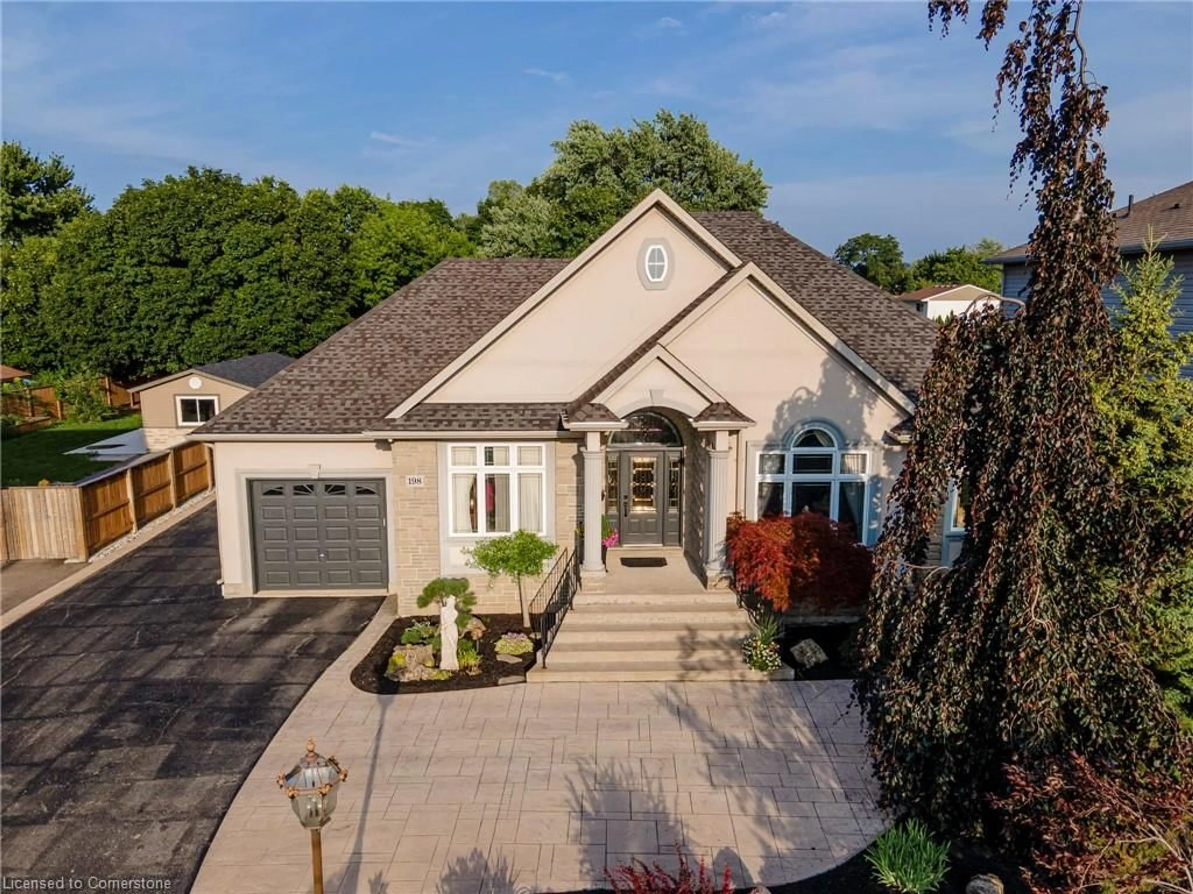Unknown for 198 Gray Rd, Hamilton Ontario L8E 1T7