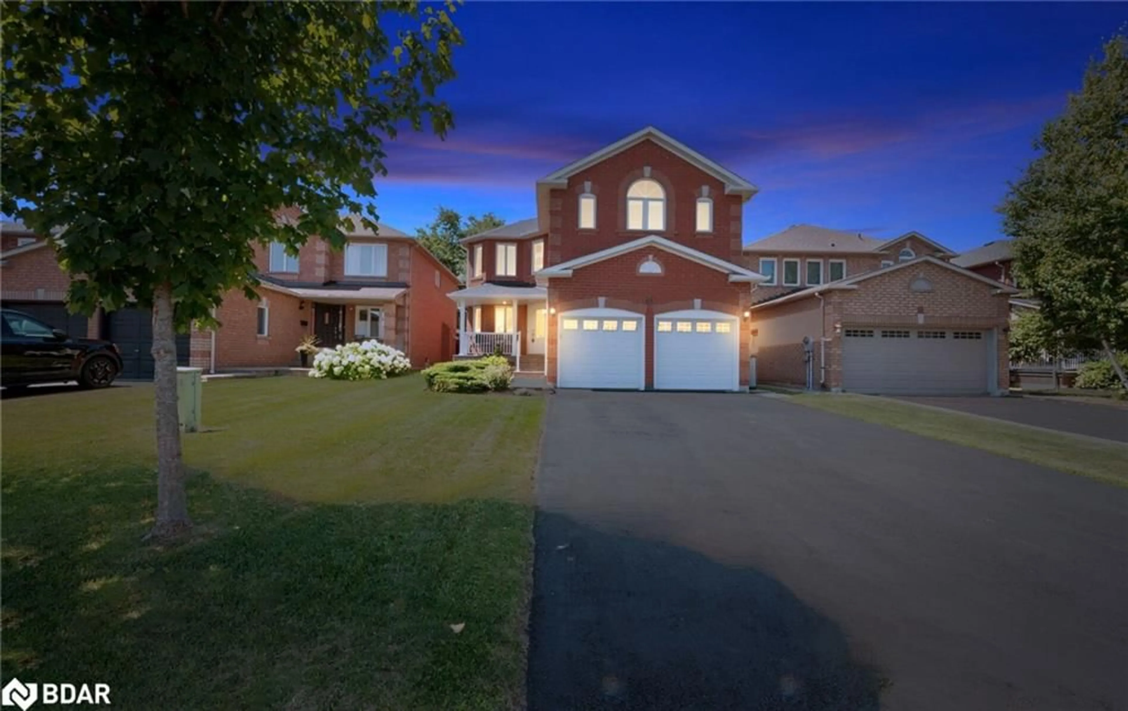 A pic from outside/outdoor area/front of a property/back of a property/a pic from drone, street for 49 Harley Ave, Georgetown Ontario L7G 5R8