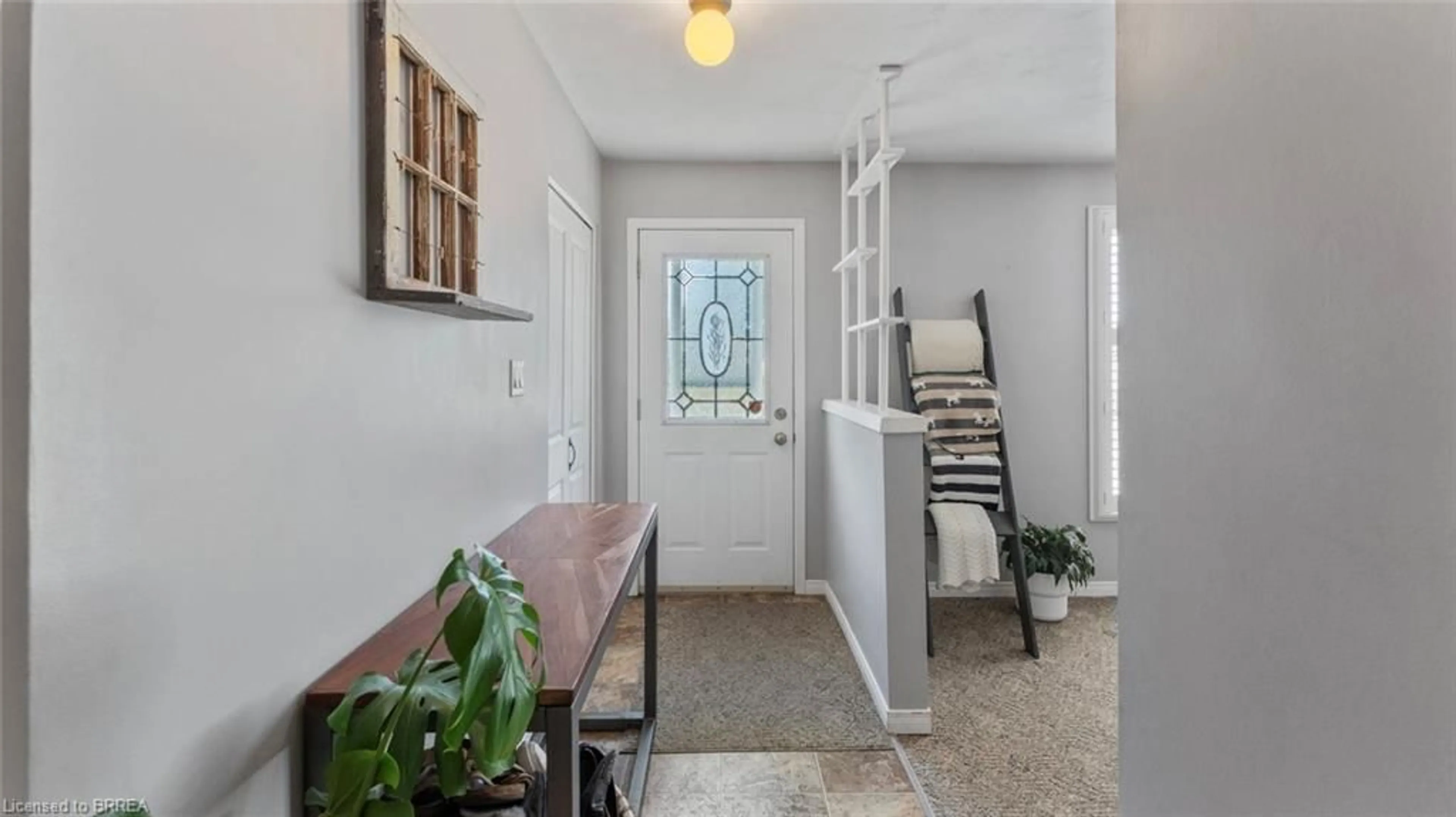 Indoor entryway for 11 Andrew St, St. George Ontario N0E 1N0