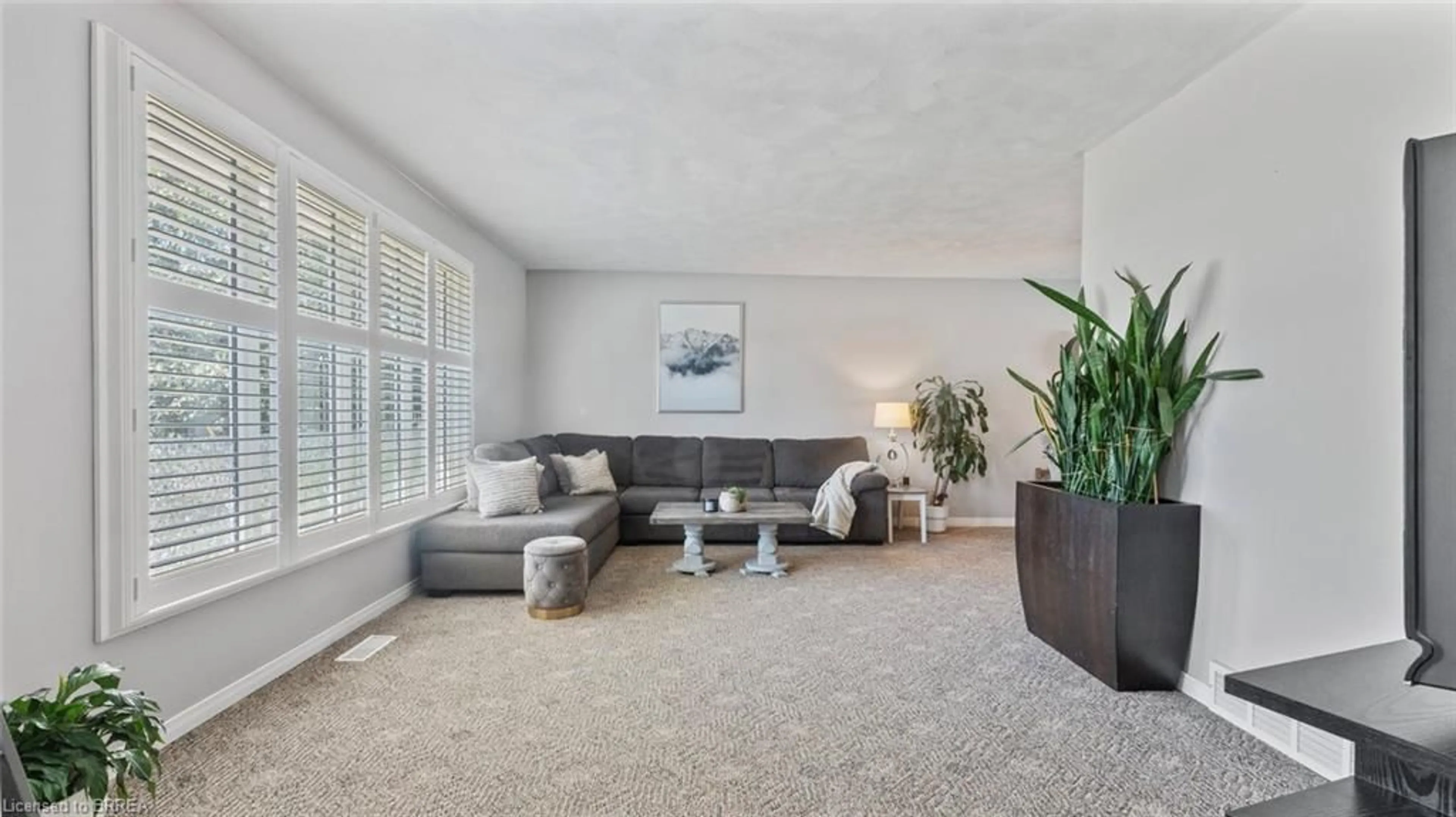 Living room with furniture, unknown for 11 Andrew St, St. George Ontario N0E 1N0