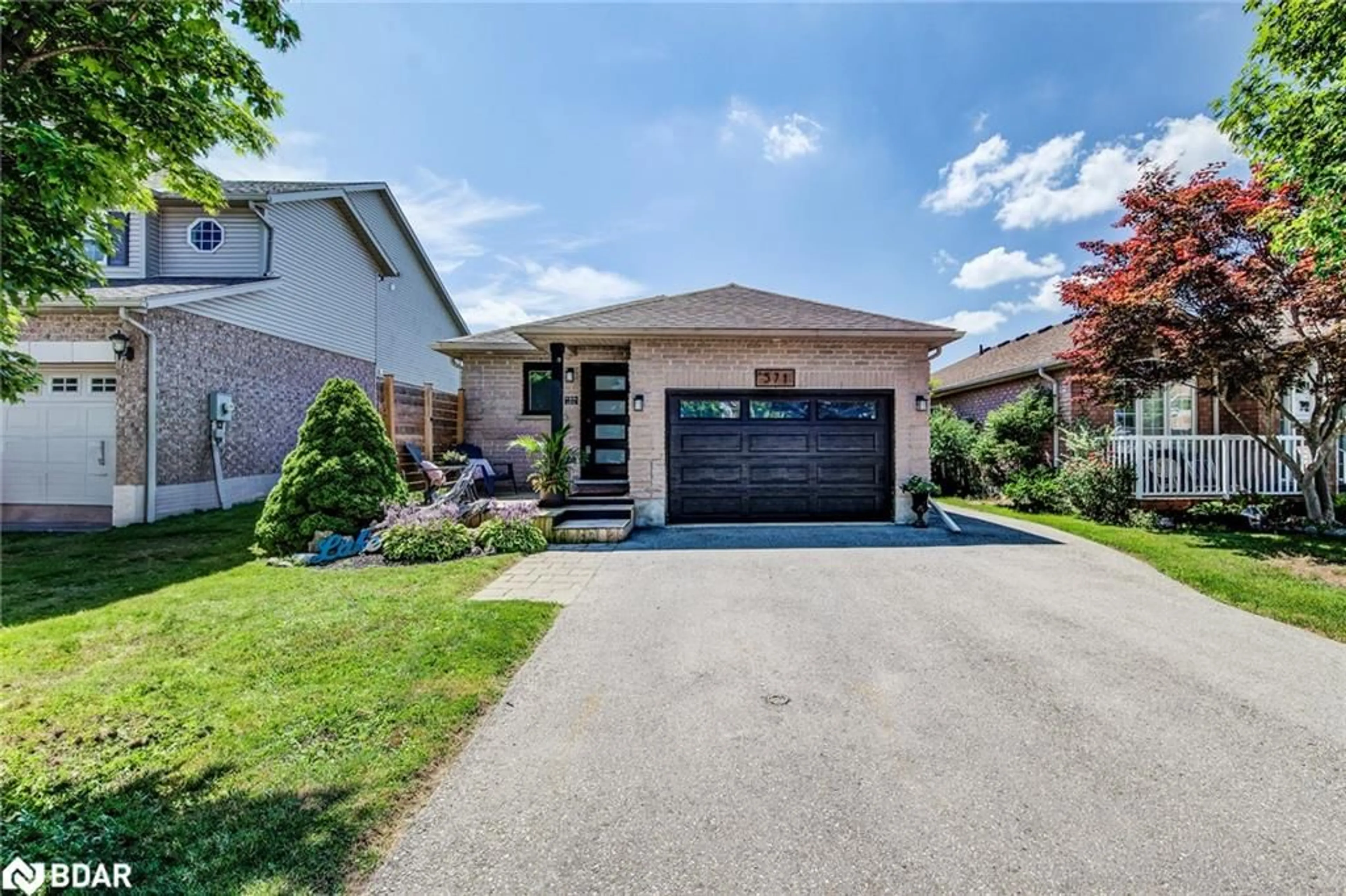 Home with brick exterior material, street for 571 Mctavish St, Fergus Ontario N1M 3R1