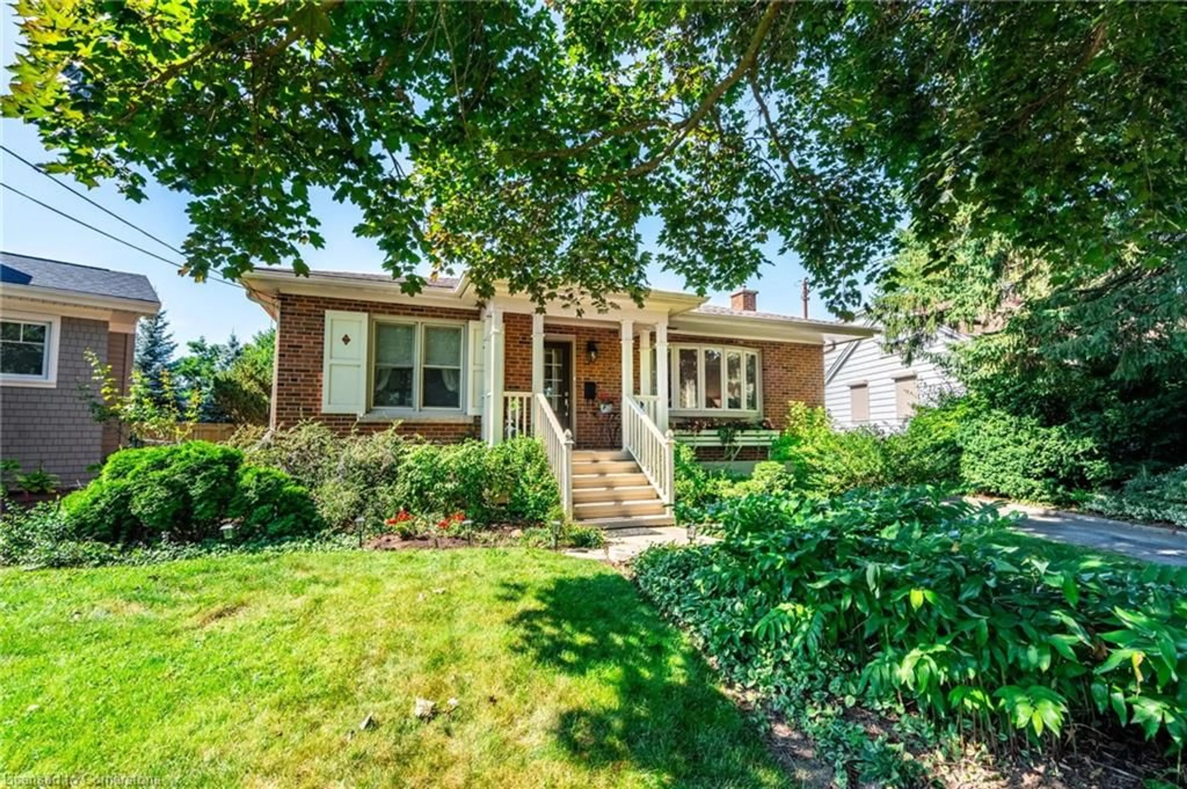 Home with brick exterior material, street for 2329 Sharron St, Burlington Ontario L7R 1W8