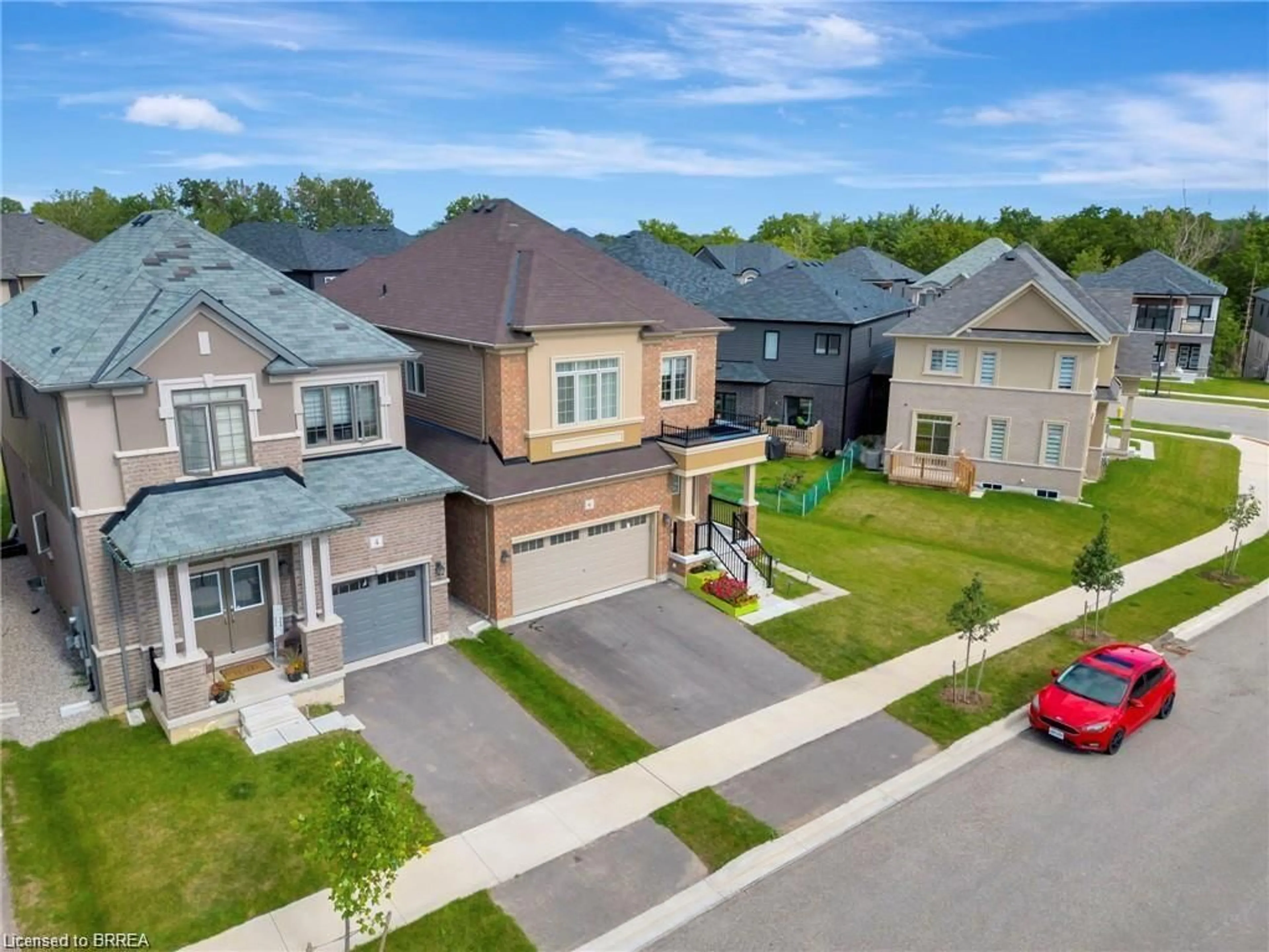 A pic from outside/outdoor area/front of a property/back of a property/a pic from drone, street for 6 Tarrison St, Brantford Ontario N3V 0B1