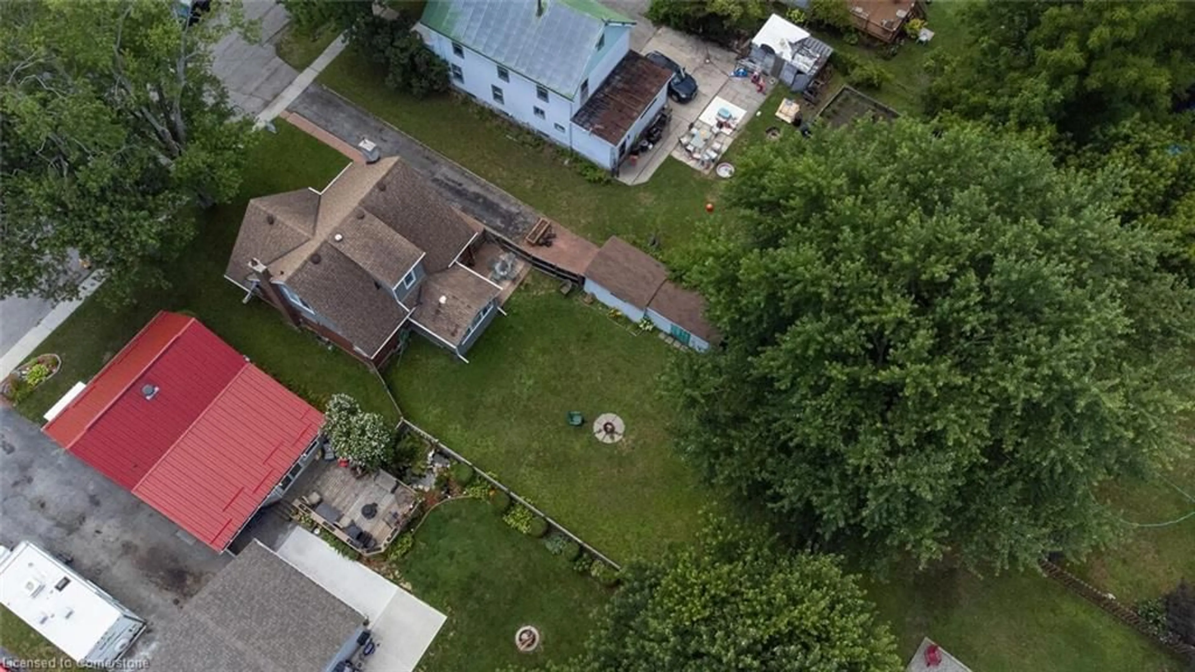 A pic from outside/outdoor area/front of a property/back of a property/a pic from drone, street for 155 Fairview Ave, Dunnville Ontario N1A 1B2