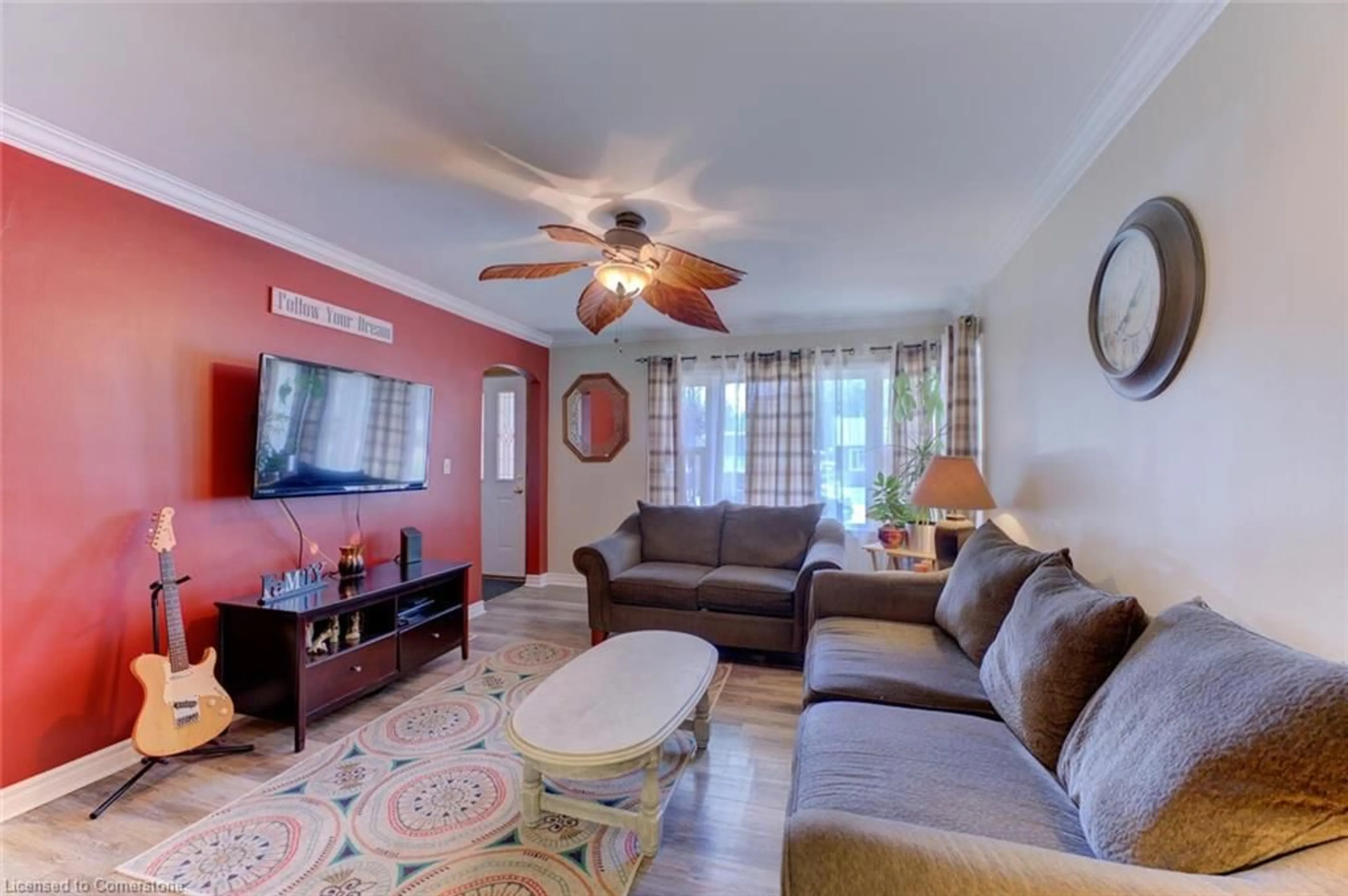 Living room with furniture, unknown for 155 Fairview Ave, Dunnville Ontario N1A 1B2