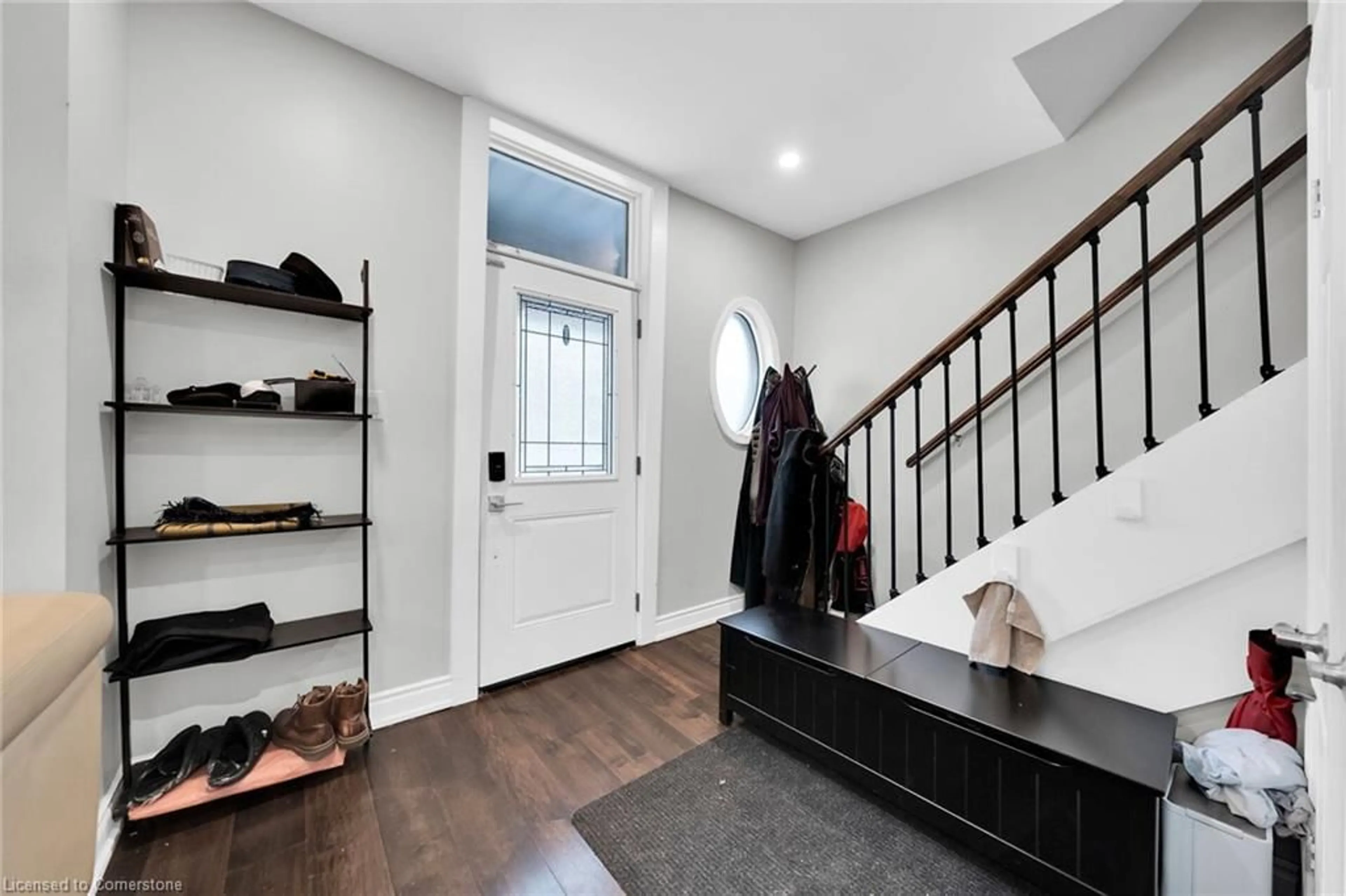 Indoor entryway for 199 Bay St, Hamilton Ontario L8R 2R1