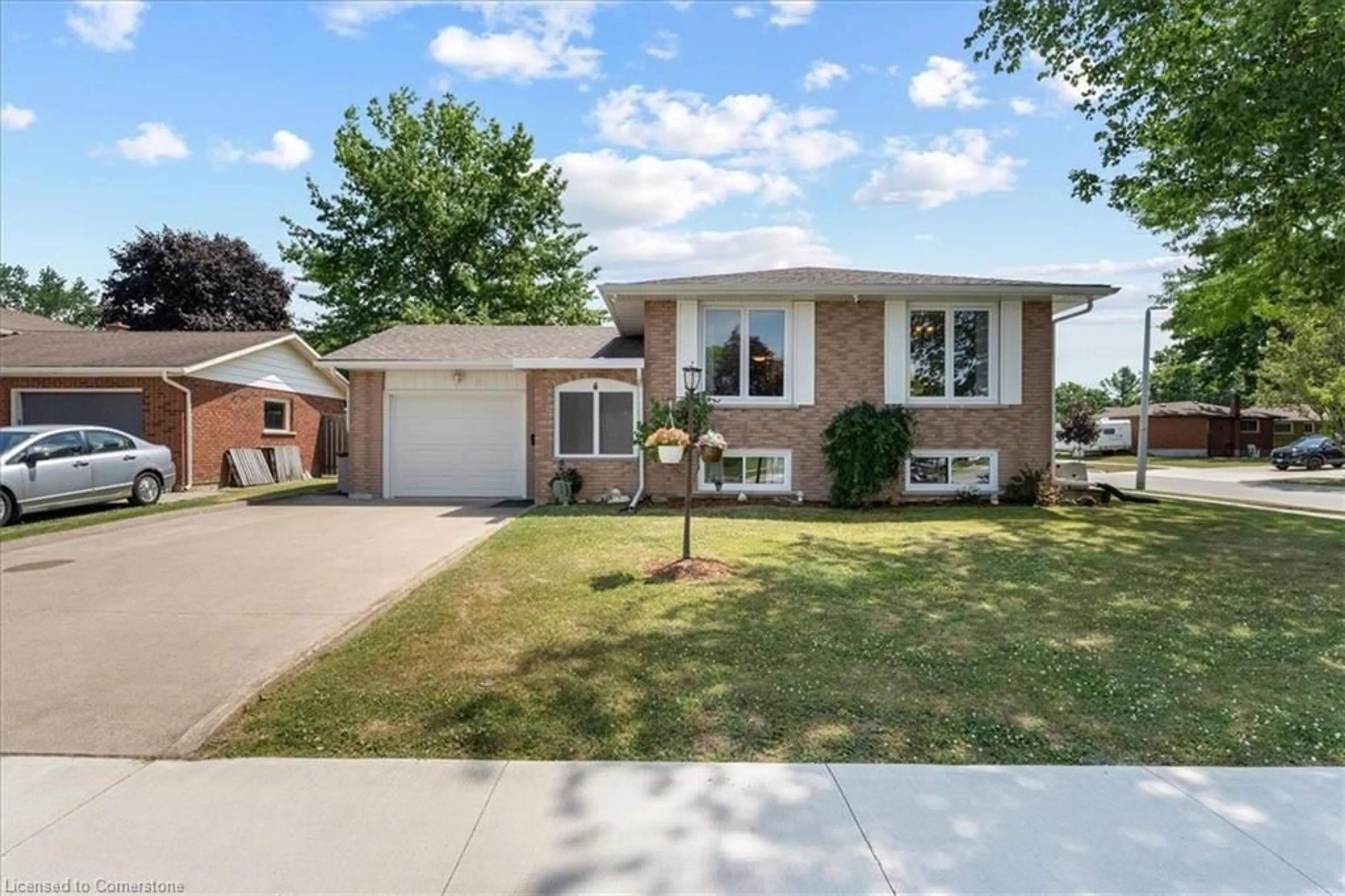 Home with brick exterior material, street for 4 Steven St, Welland Ontario L3C 6C4