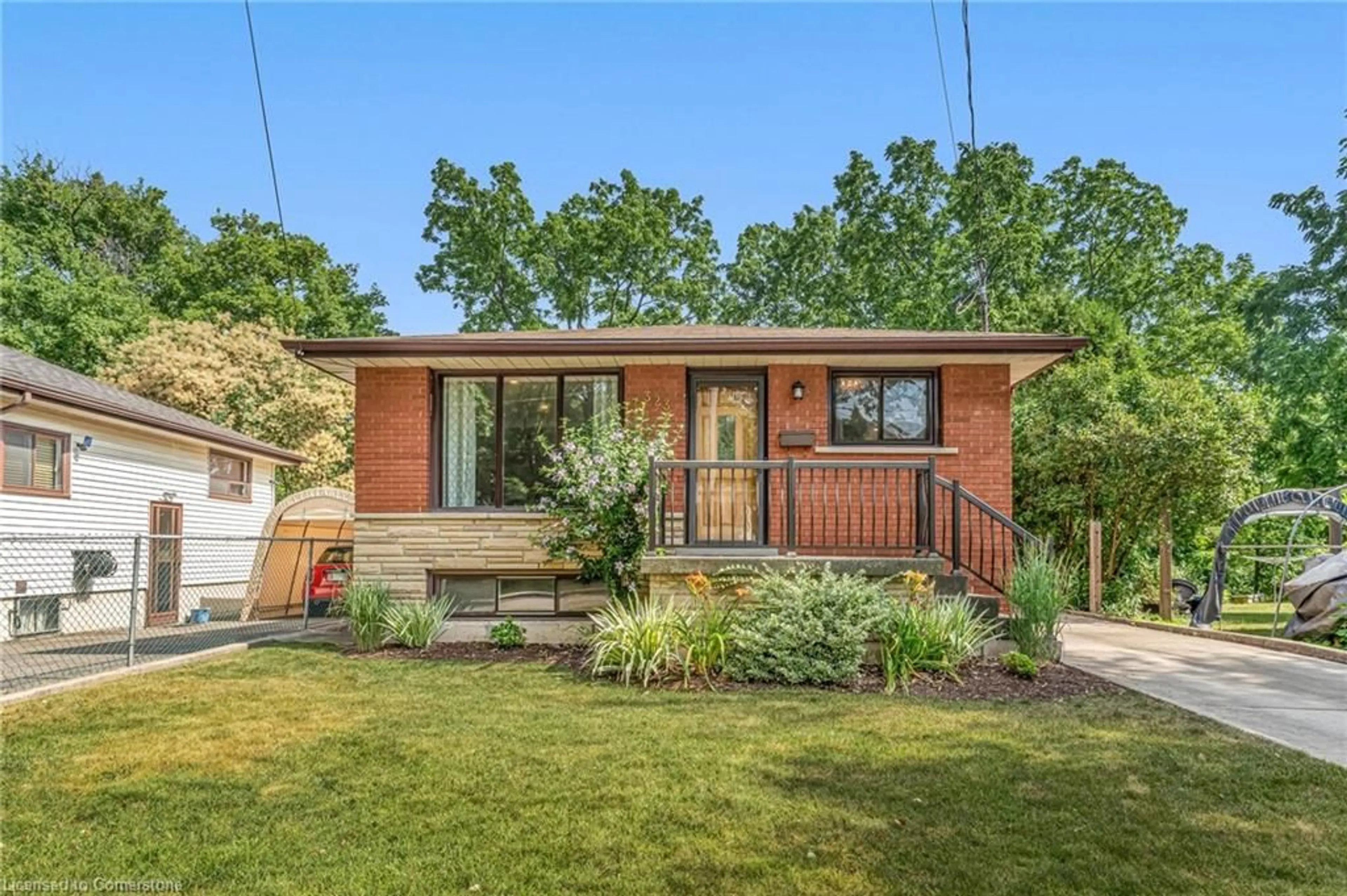 Home with brick exterior material, street for 323 Hixon Rd, Hamilton Ontario L8K 2C8