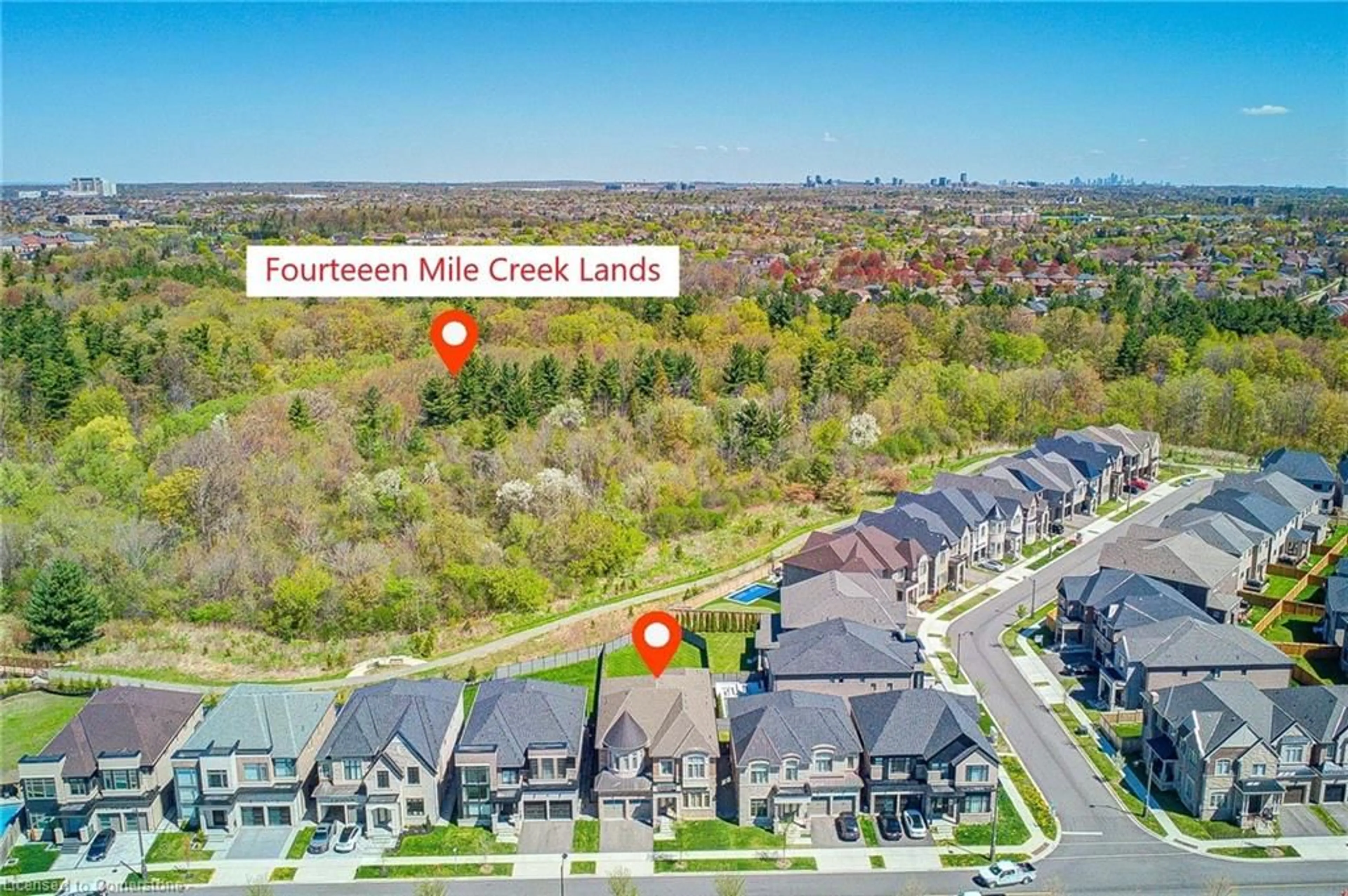 A pic from outside/outdoor area/front of a property/back of a property/a pic from drone, street for 2359 Saw Whet Boulevard Blvd, Oakville Ontario L6M 5M8