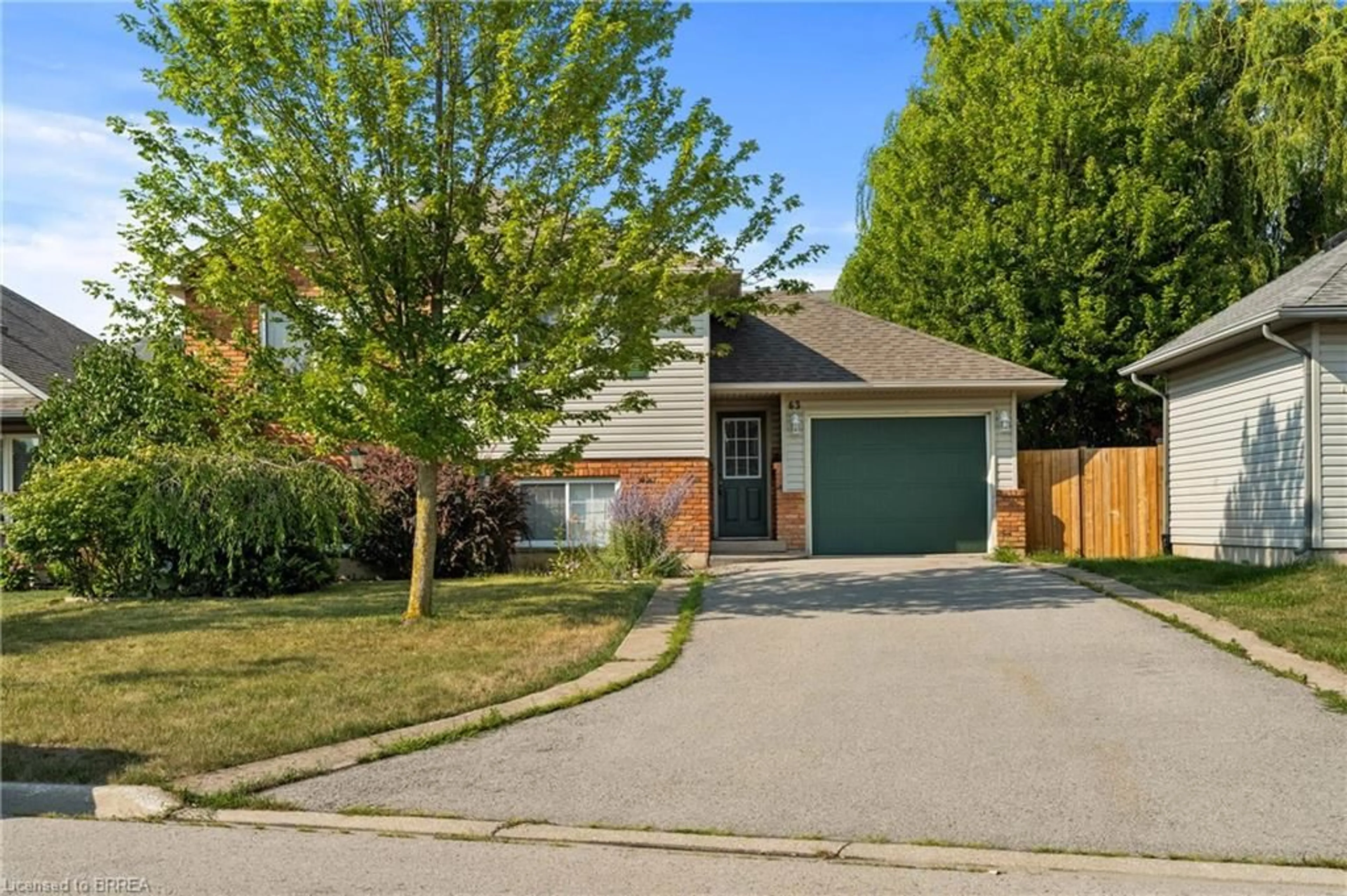 Home with brick exterior material, street for 63 Autumn Cir, Smithville Ontario L0R 2A0