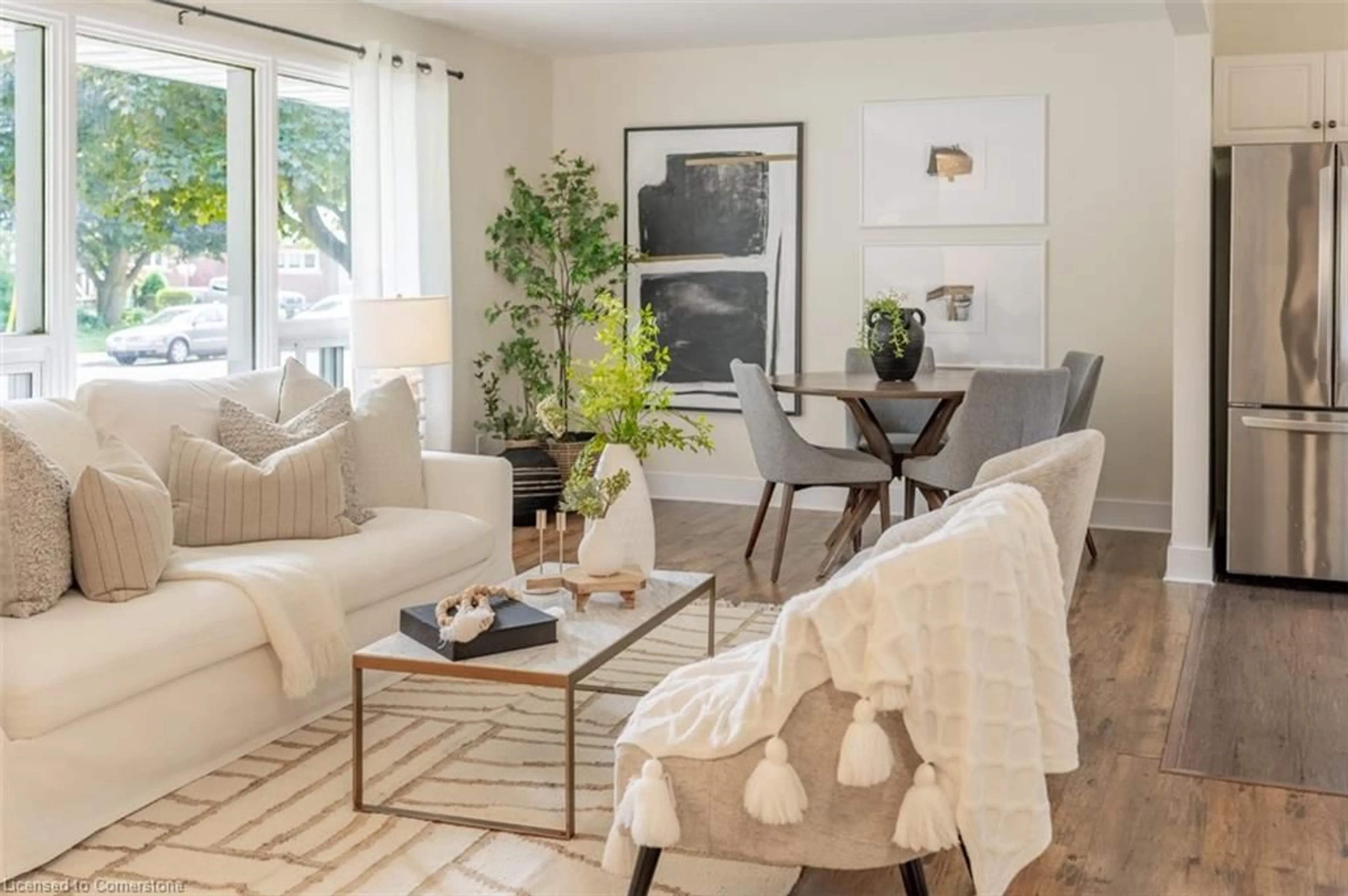 Living room with furniture, unknown for 182 Metcalfe St, Guelph Ontario N1E 4Y3