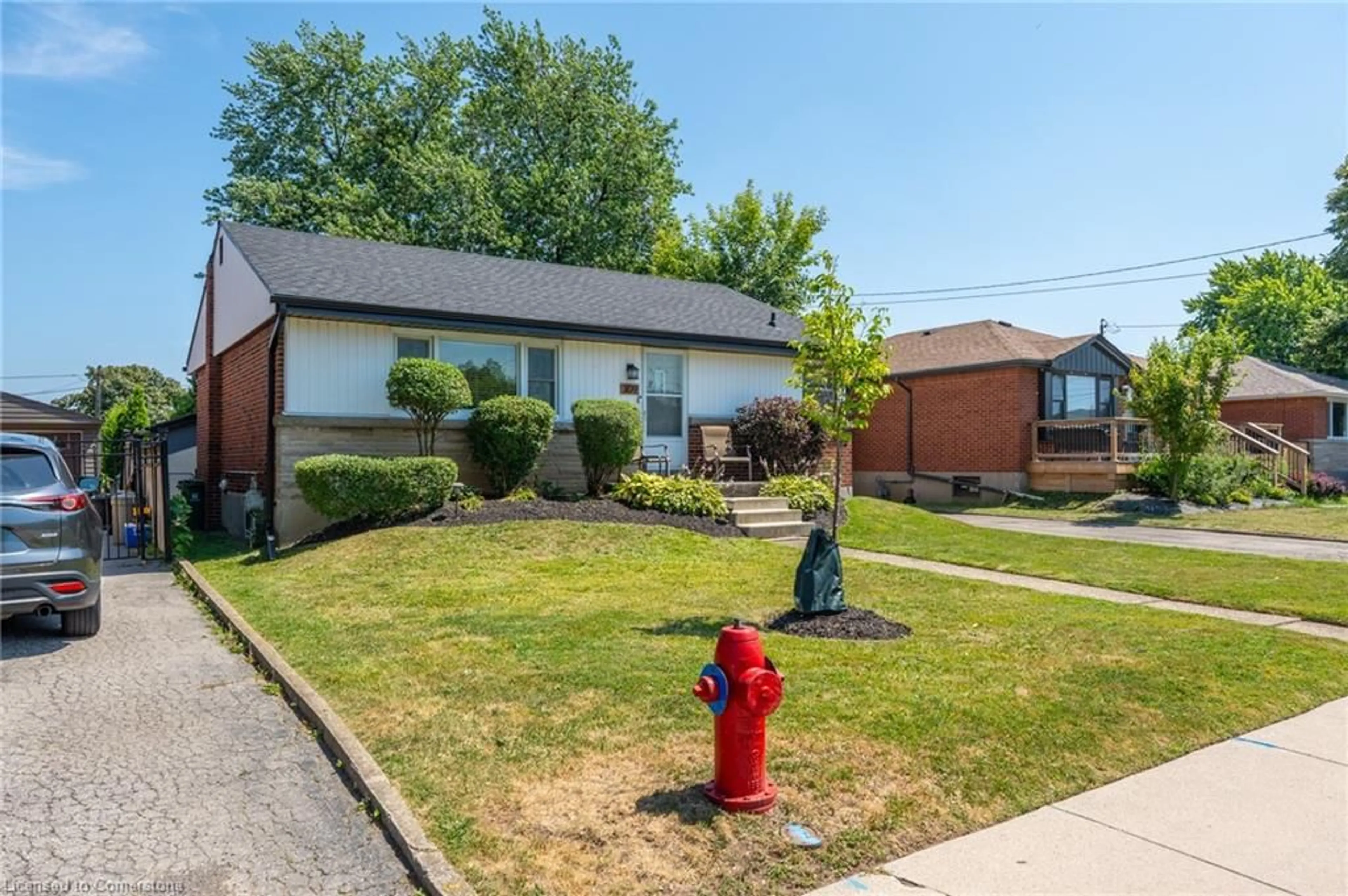 Unknown for 309 East 45th St, Hamilton Ontario L8T 3K7