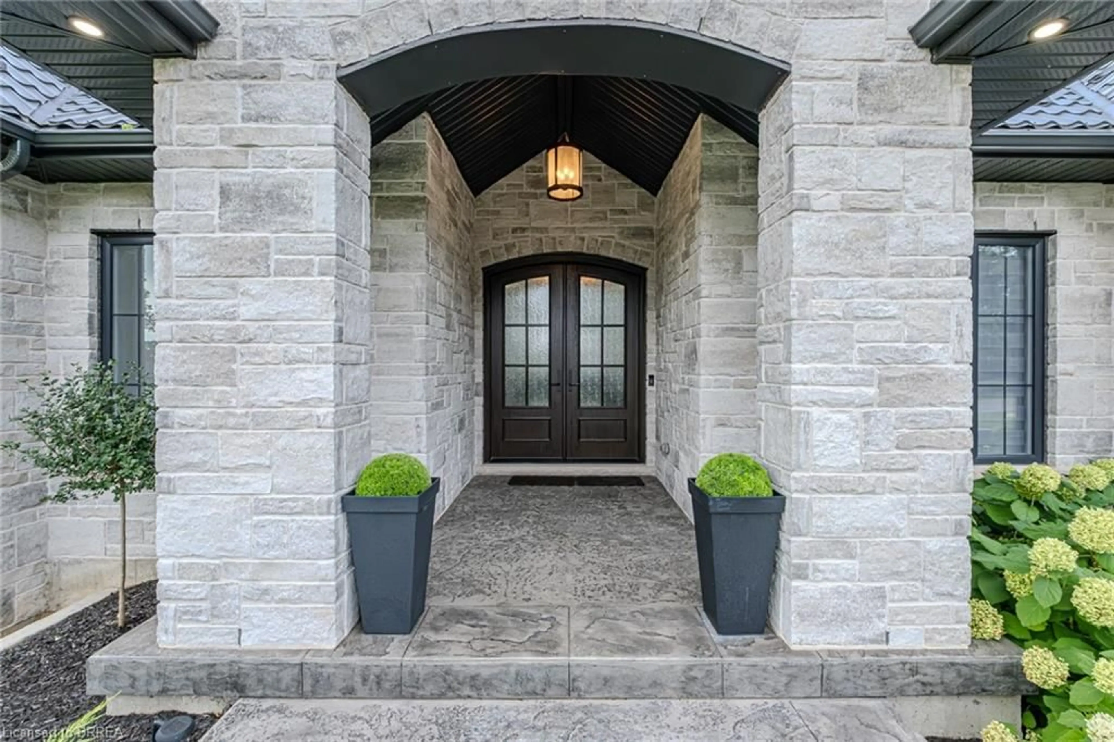 Indoor entryway for 18 Bannister St, Oakland Ontario N0E 1L0