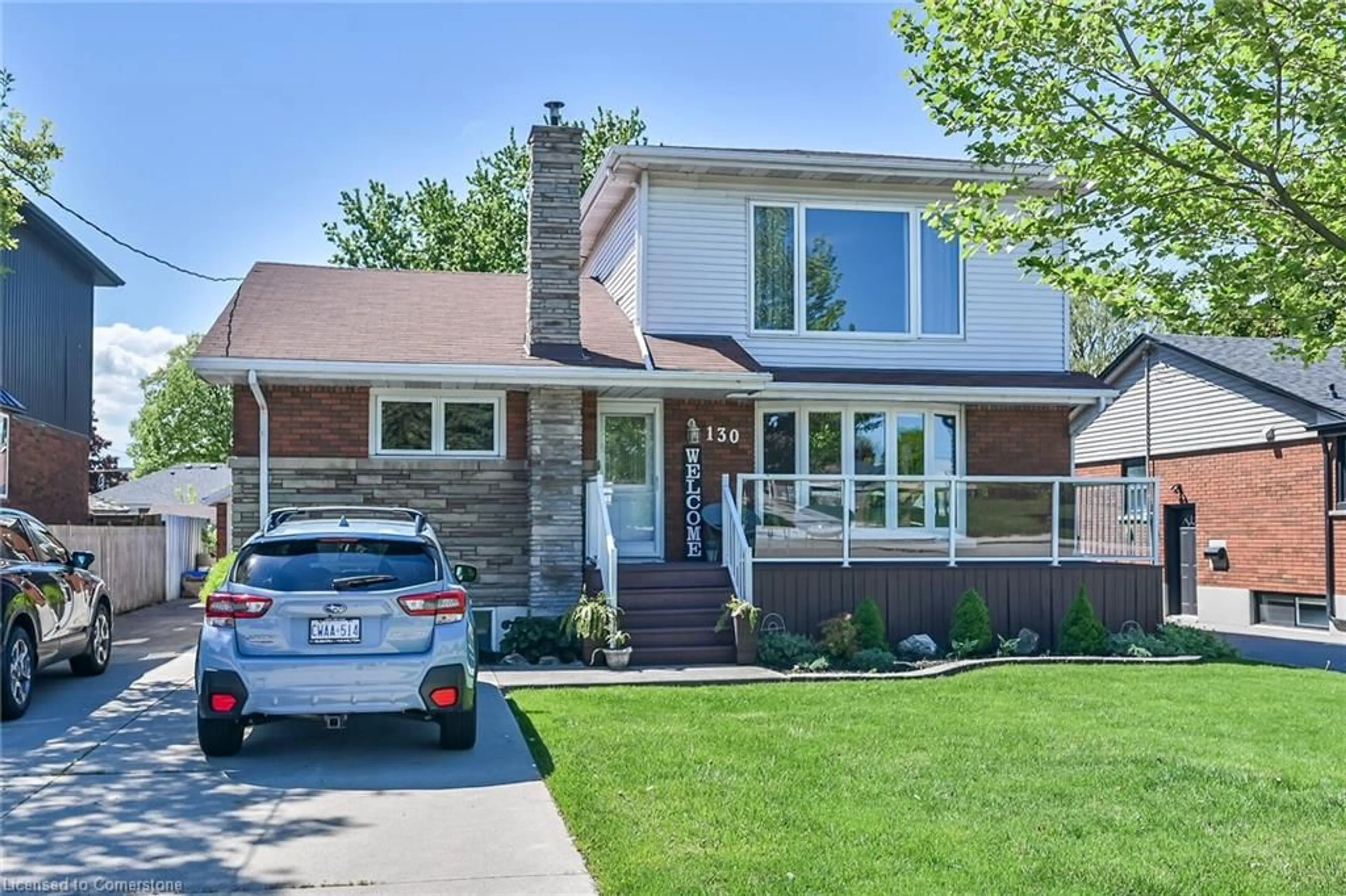 Home with brick exterior material, street for 130 West 26th St, Hamilton Ontario L9C 4Z4
