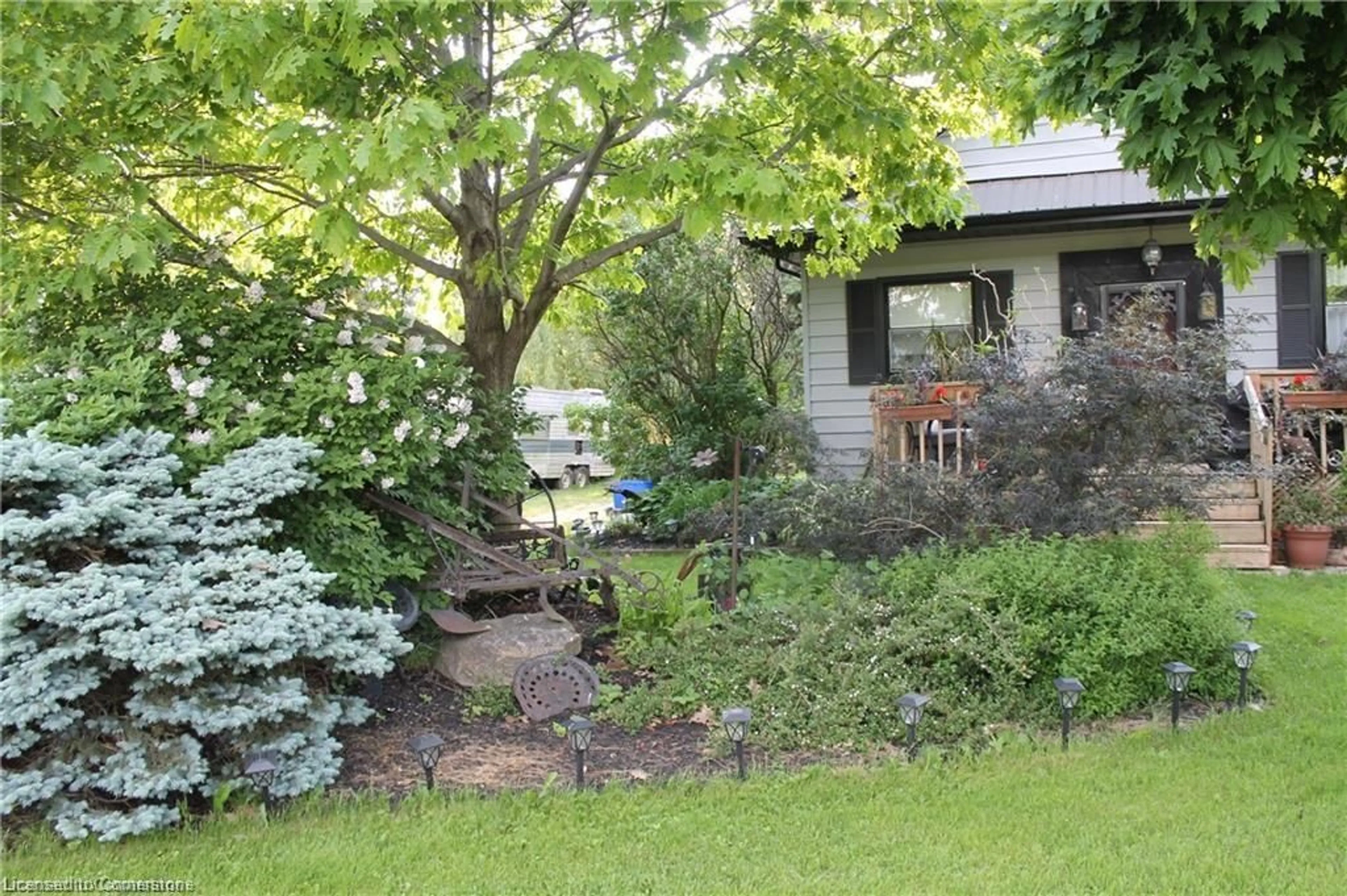 Patio, unknown for 7994 Wellington 12 Rd, Mapleton Ontario N0G 1A0