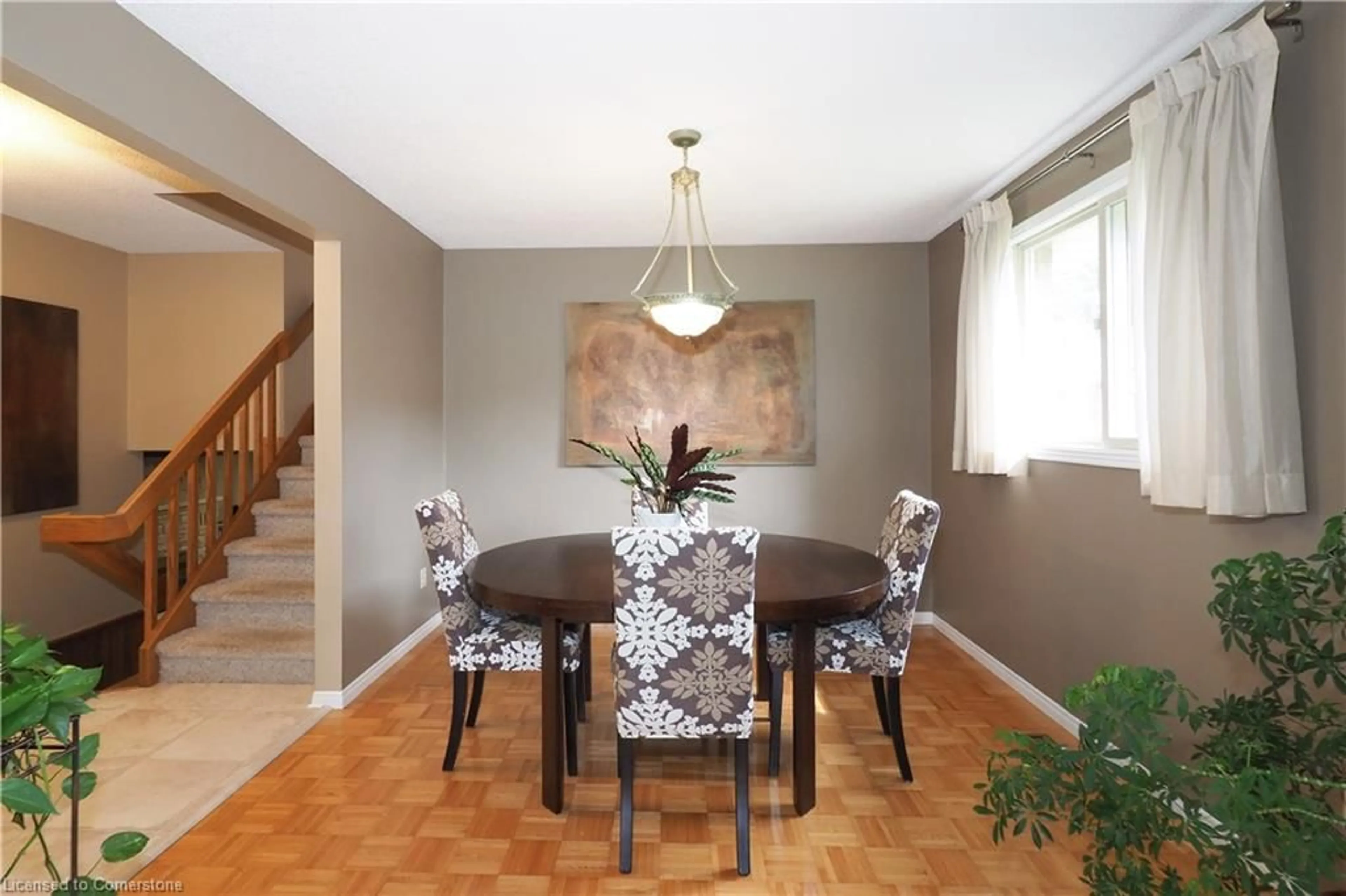 Dining room, unknown for 630 Red Pine Dr, Waterloo Ontario N2V 1S1