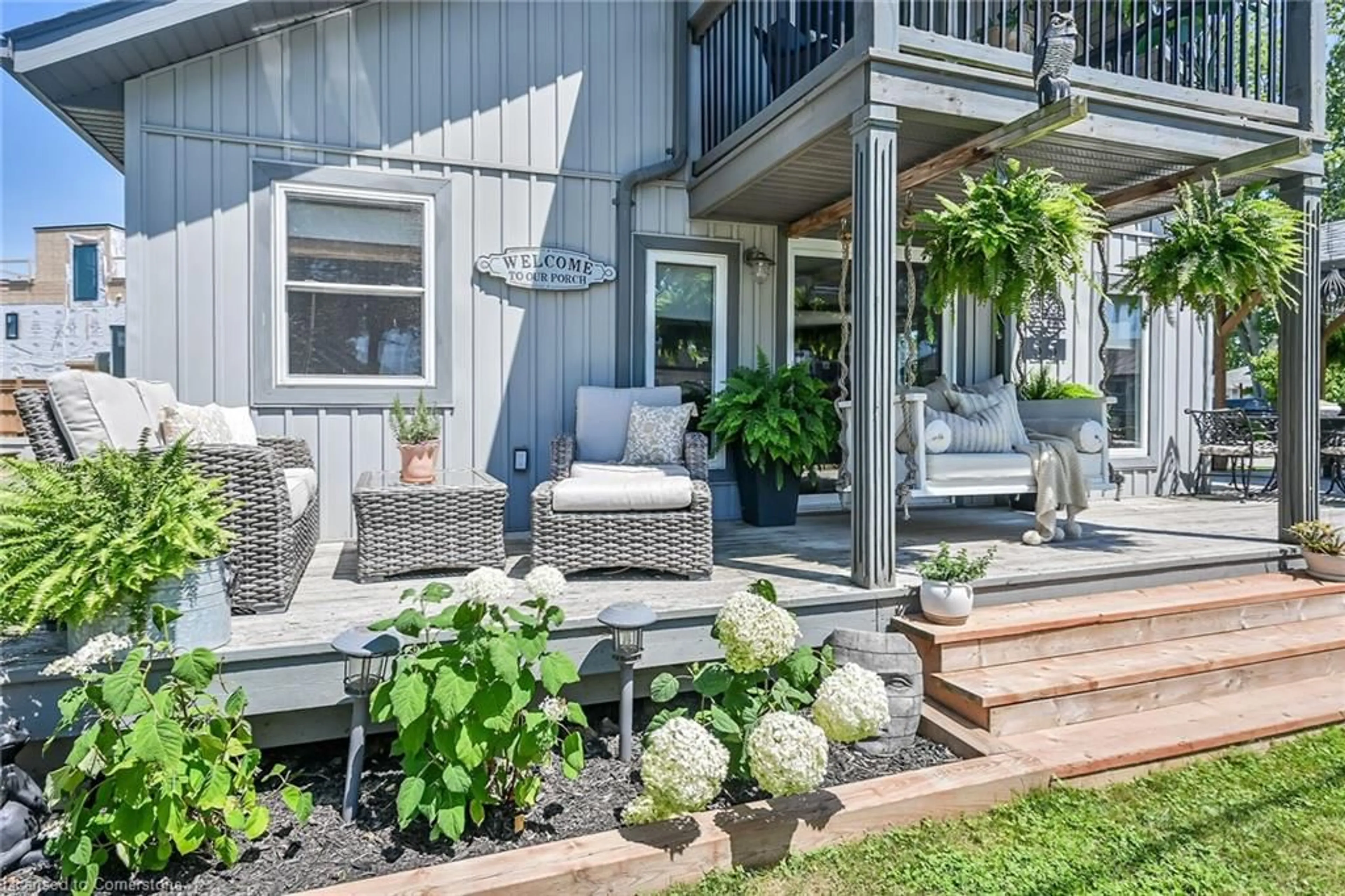 Patio, street for 55 Lakeside Dr, Peacock Point Ontario N0A 1L0