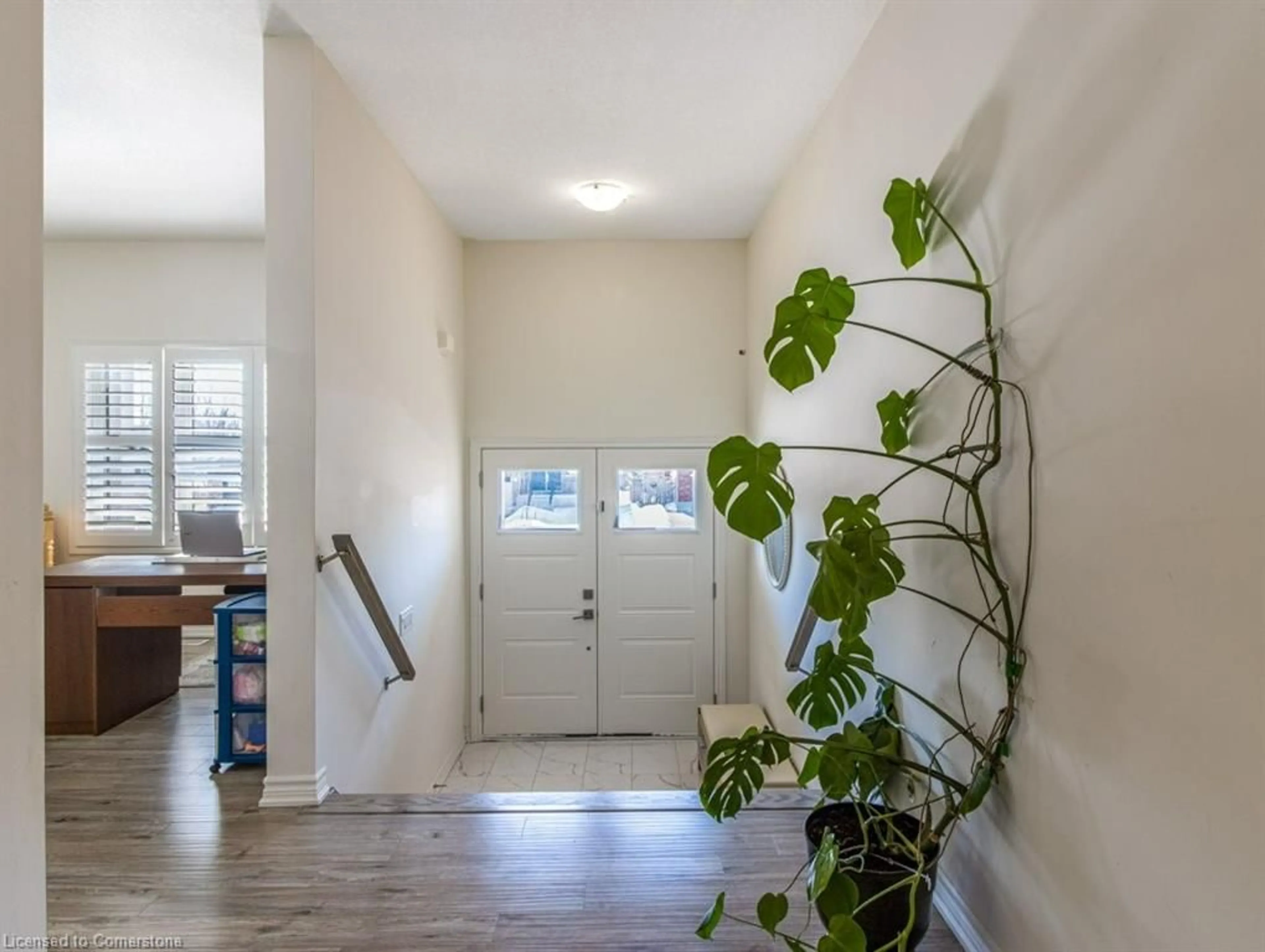 Indoor entryway for 11 Peterson St, Drumbo Ontario N0J 1G0