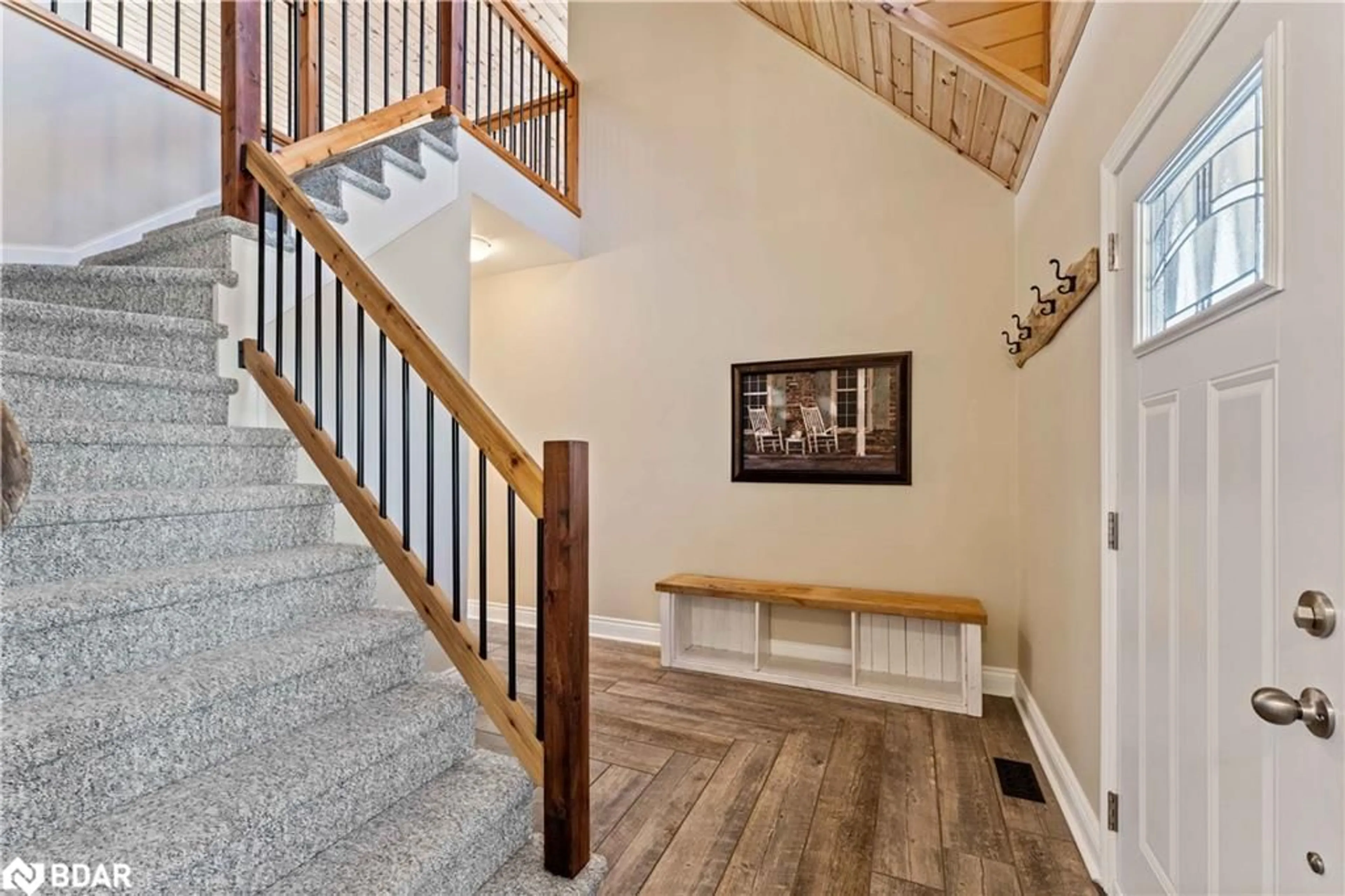 Indoor entryway for 1186 Upper Paudash Road Rd, Cardiff Ontario K0L 1C0