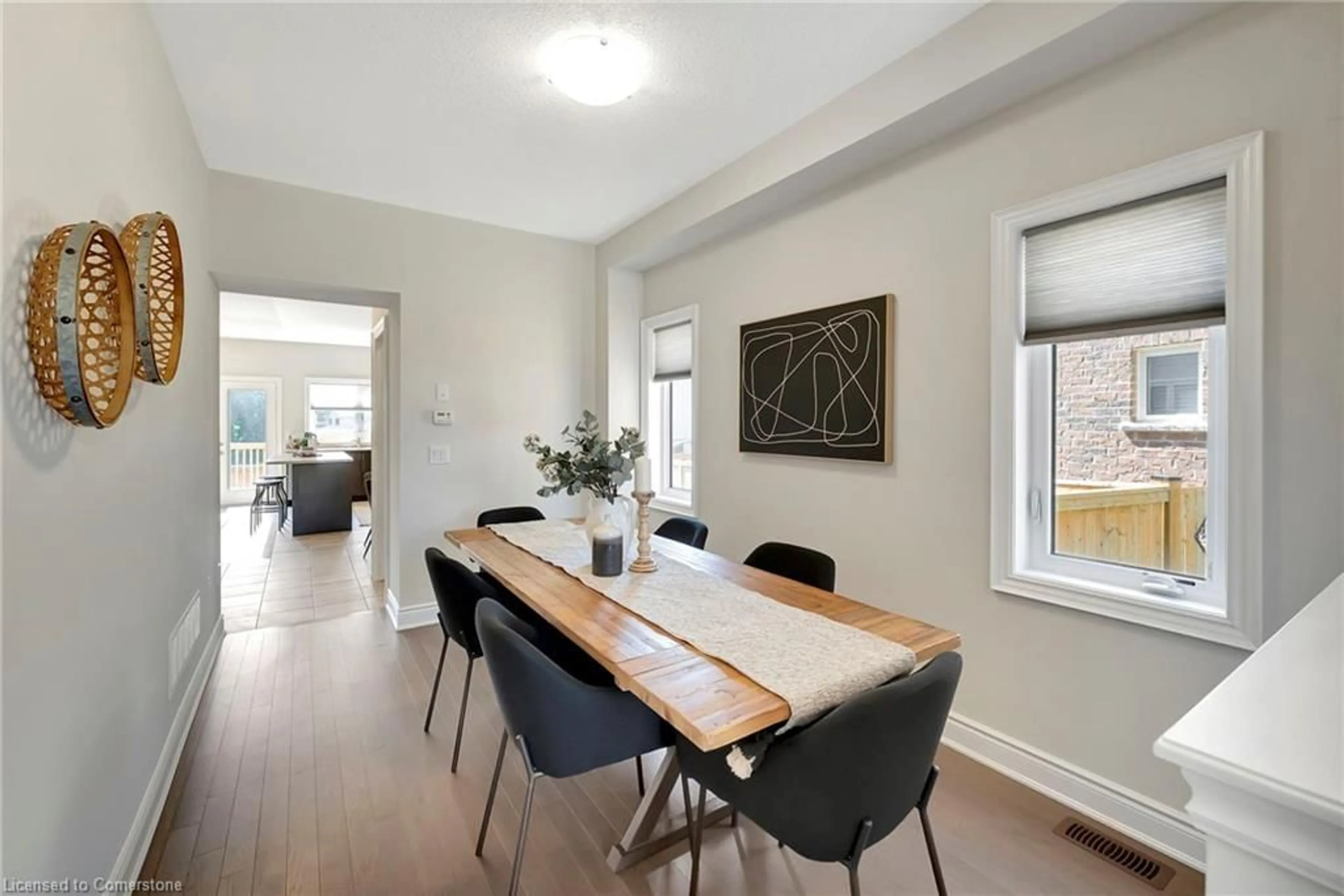Dining room, wood/laminate floor for 4103 Maitland St, Beamsville Ontario L3J 0R4
