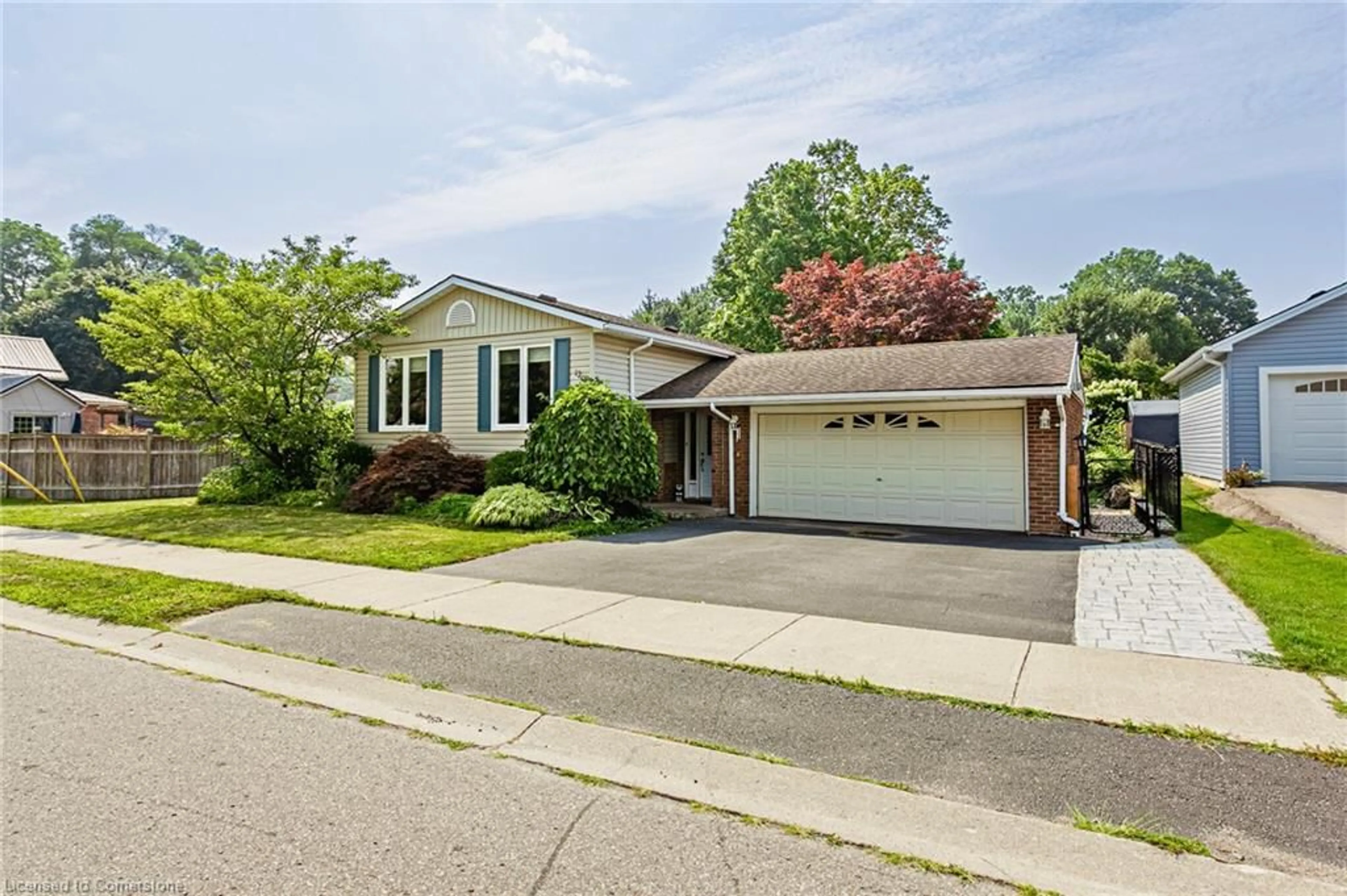 Unknown for 120 Nichol St, Waterford Ontario N0E 1Y0