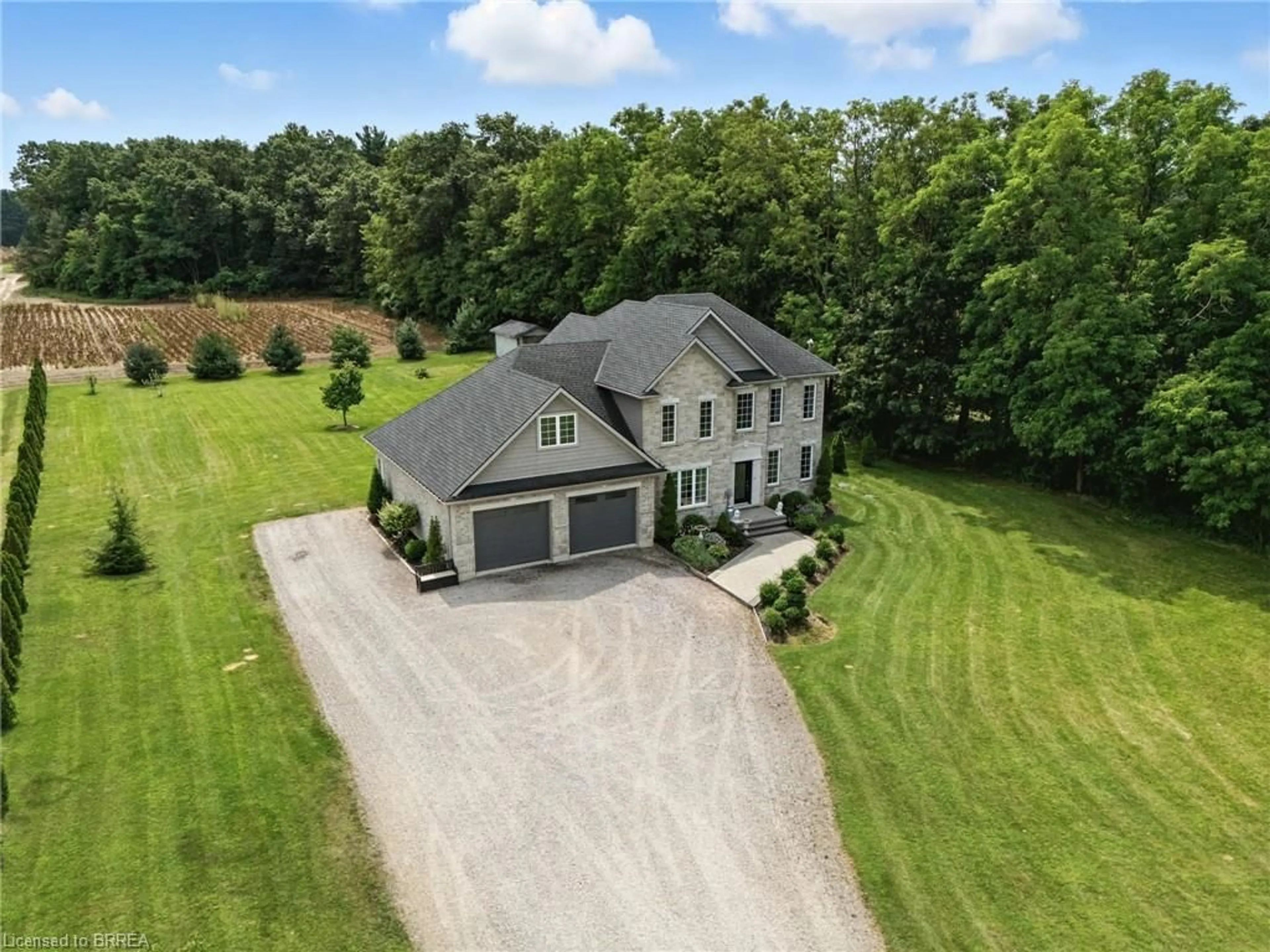A pic from outside/outdoor area/front of a property/back of a property/a pic from drone, unknown for 360 Windham Road 14, Simcoe Ontario N3Y 4K6