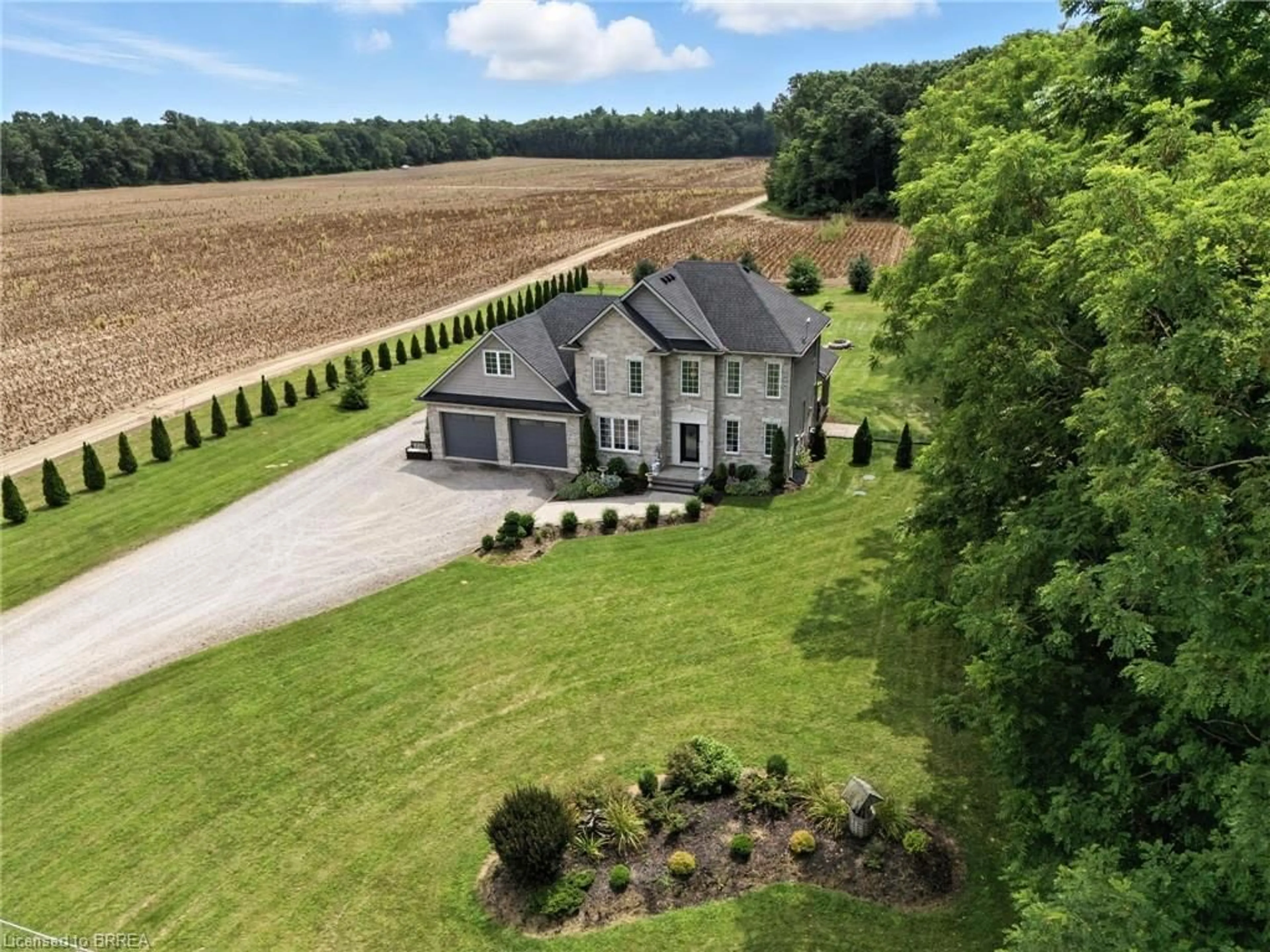 A pic from outside/outdoor area/front of a property/back of a property/a pic from drone, unknown for 360 Windham Road 14, Simcoe Ontario N3Y 4K6