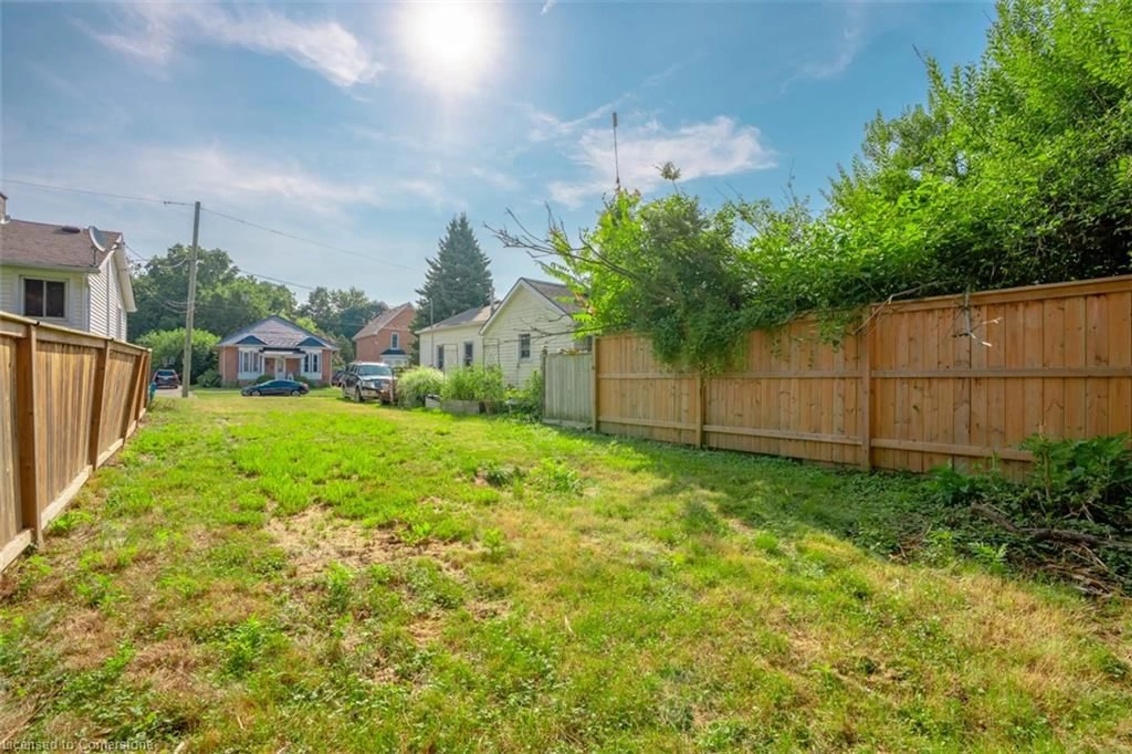 A pic from outside/outdoor area/front of a property/back of a property/a pic from drone, street for 34 Prince St, Chatham Ontario N7M 4N6